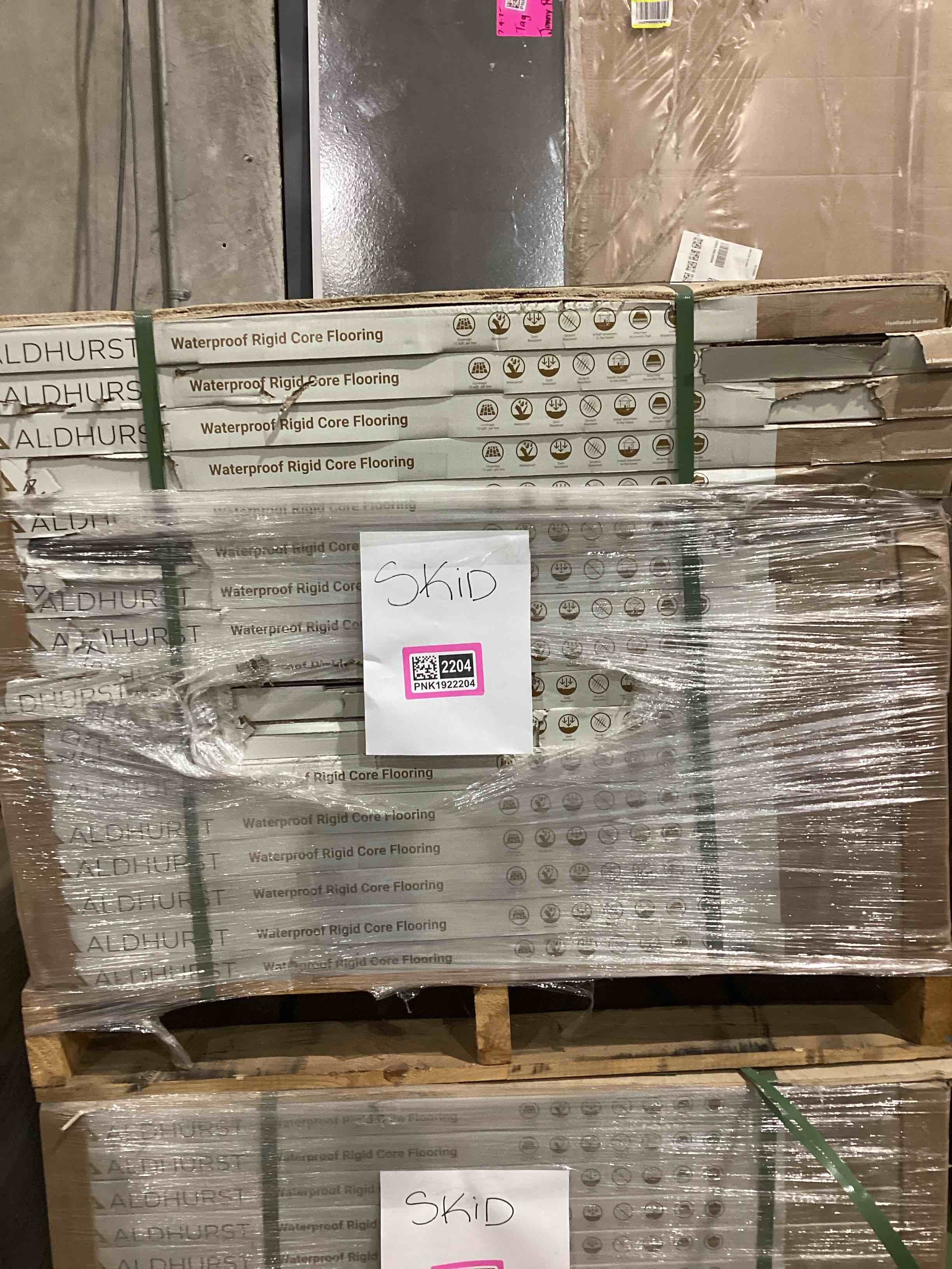 https://s3.amazonaws.com/lotting-images-prod/bidfta/PNK1922204_1757432877657.jpeg