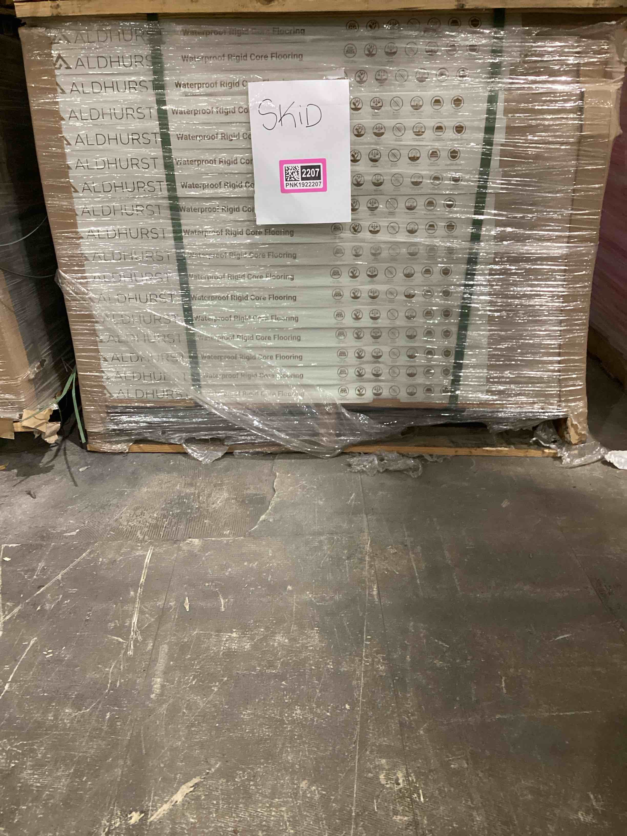 https://s3.amazonaws.com/lotting-images-prod/bidfta/PNK1922207_1757433191738.jpeg