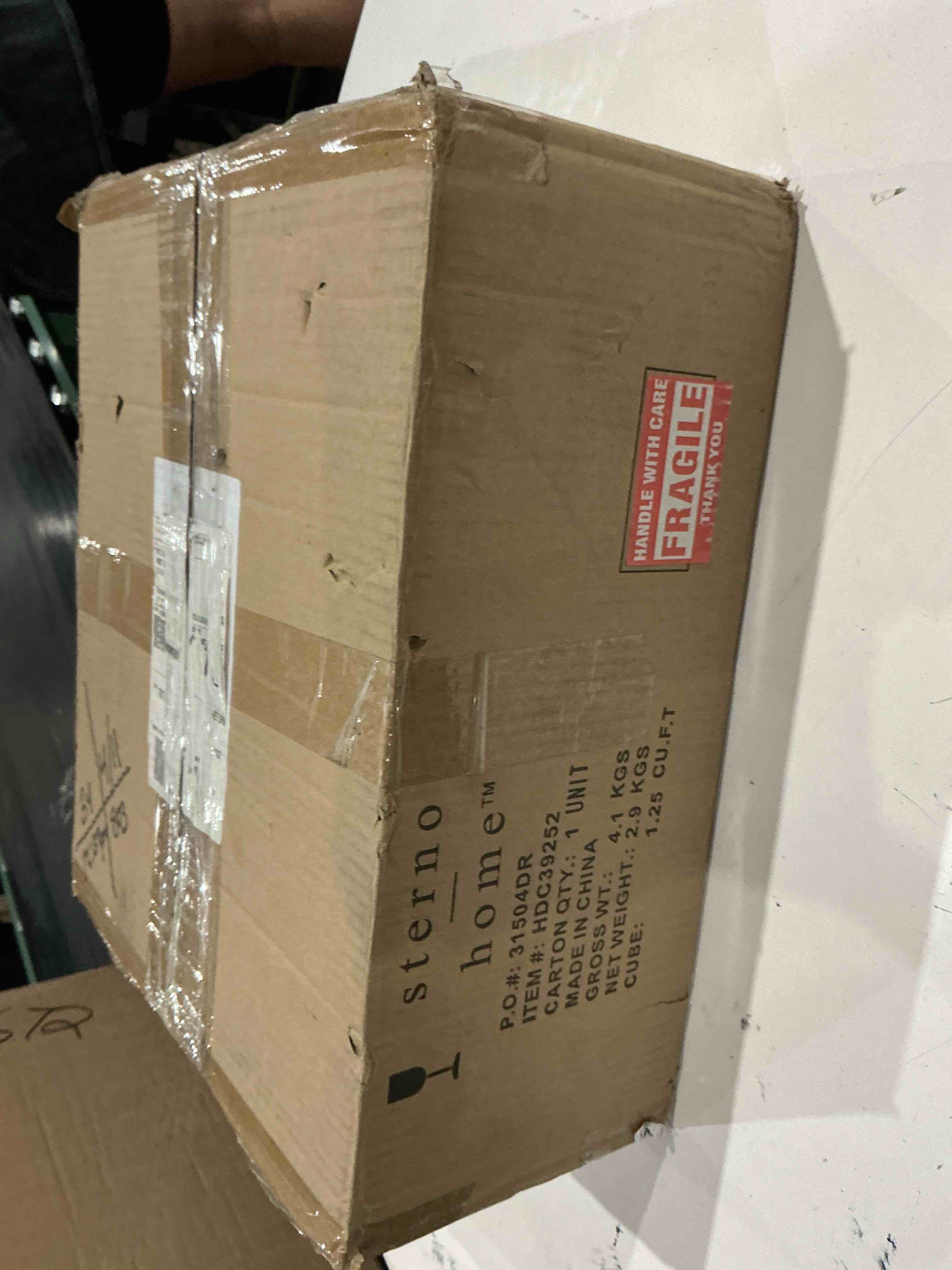 https://s3.amazonaws.com/lotting-images-prod/bidfta/PNK1923479_1783607043500.jpeg