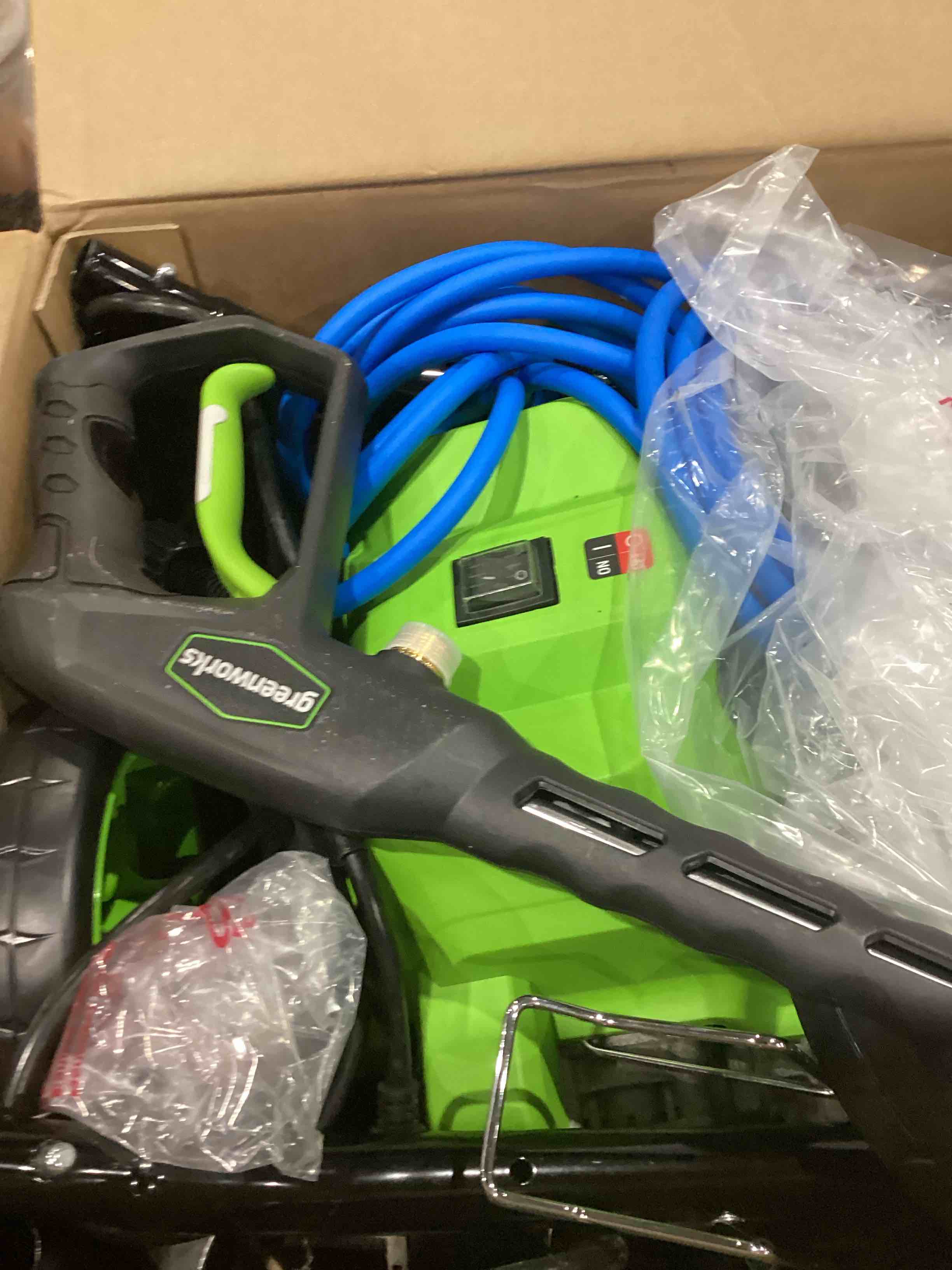 https://s3.amazonaws.com/lotting-images-prod/bidfta/PNK1924353_1746209519234.jpeg