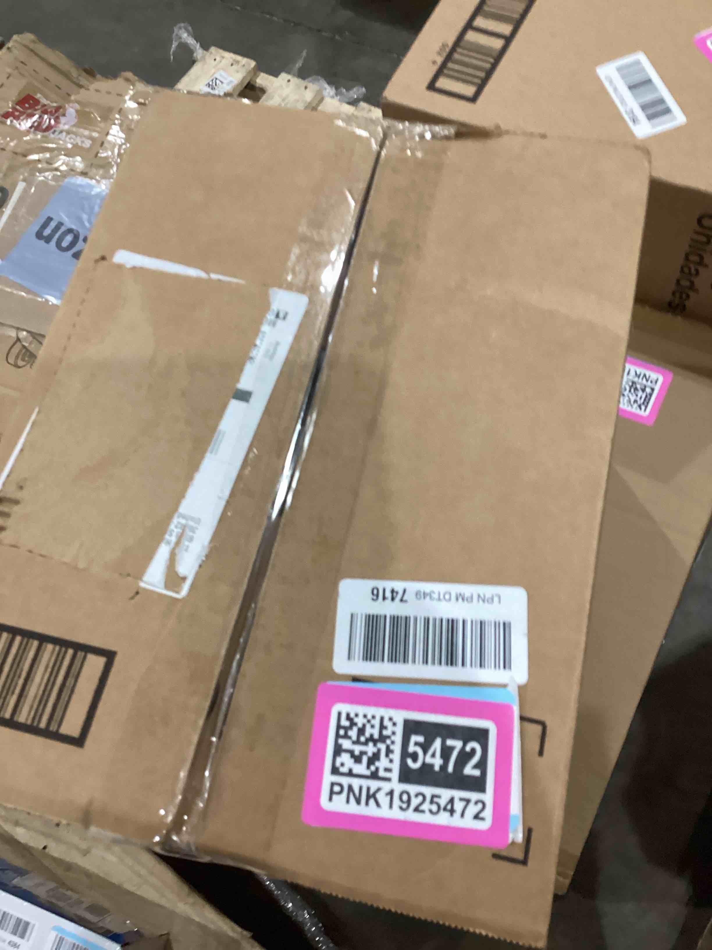 https://s3.amazonaws.com/lotting-images-prod/bidfta/PNK1925472_1746620403652.jpeg