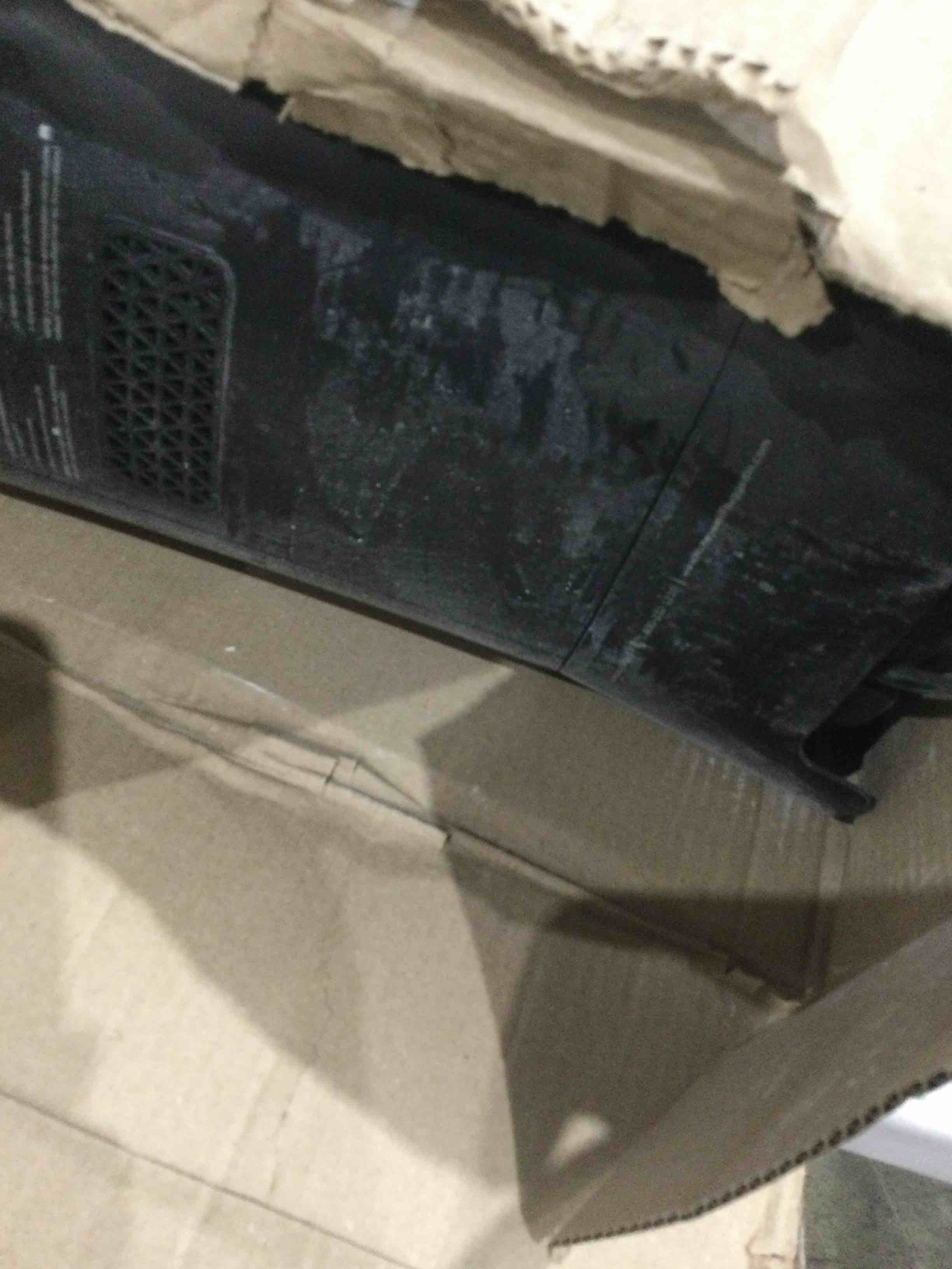 https://s3.amazonaws.com/lotting-images-prod/bidfta/PNK1926602_1747062787431.jpeg