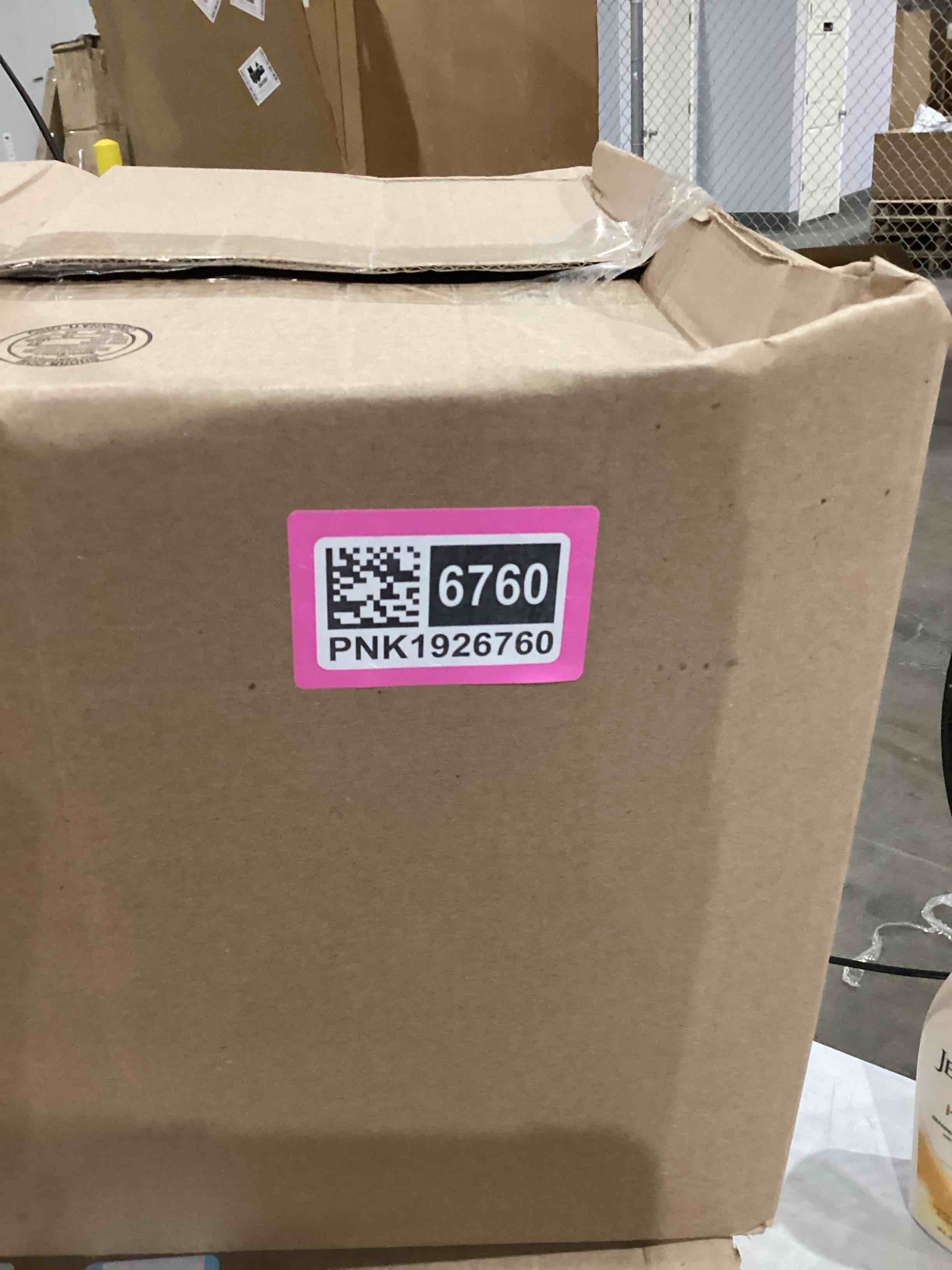 https://s3.amazonaws.com/lotting-images-prod/bidfta/PNK1926771_1747135010550.jpeg