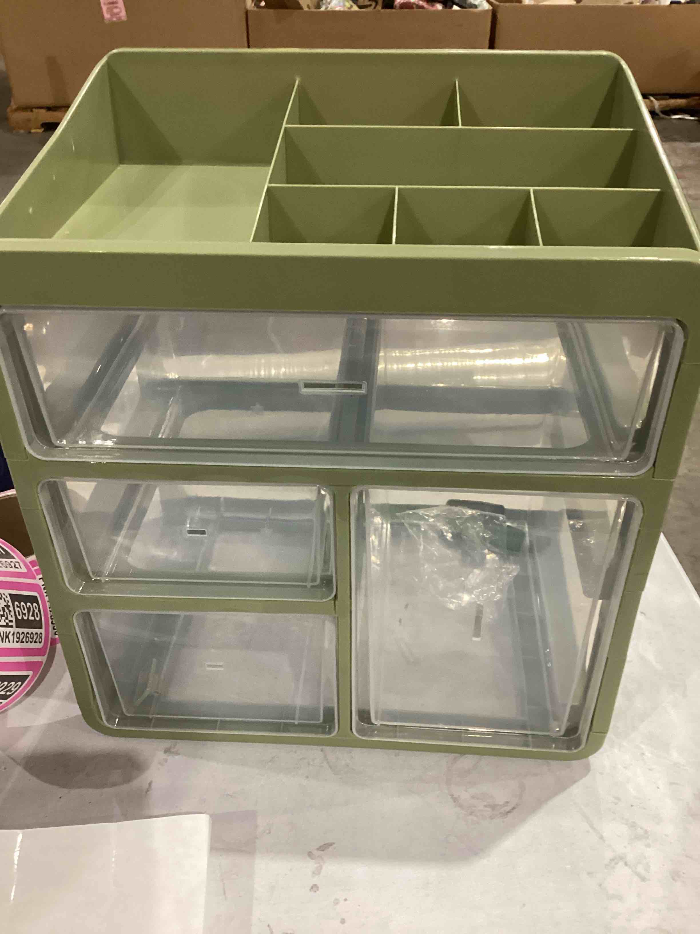 green organizer