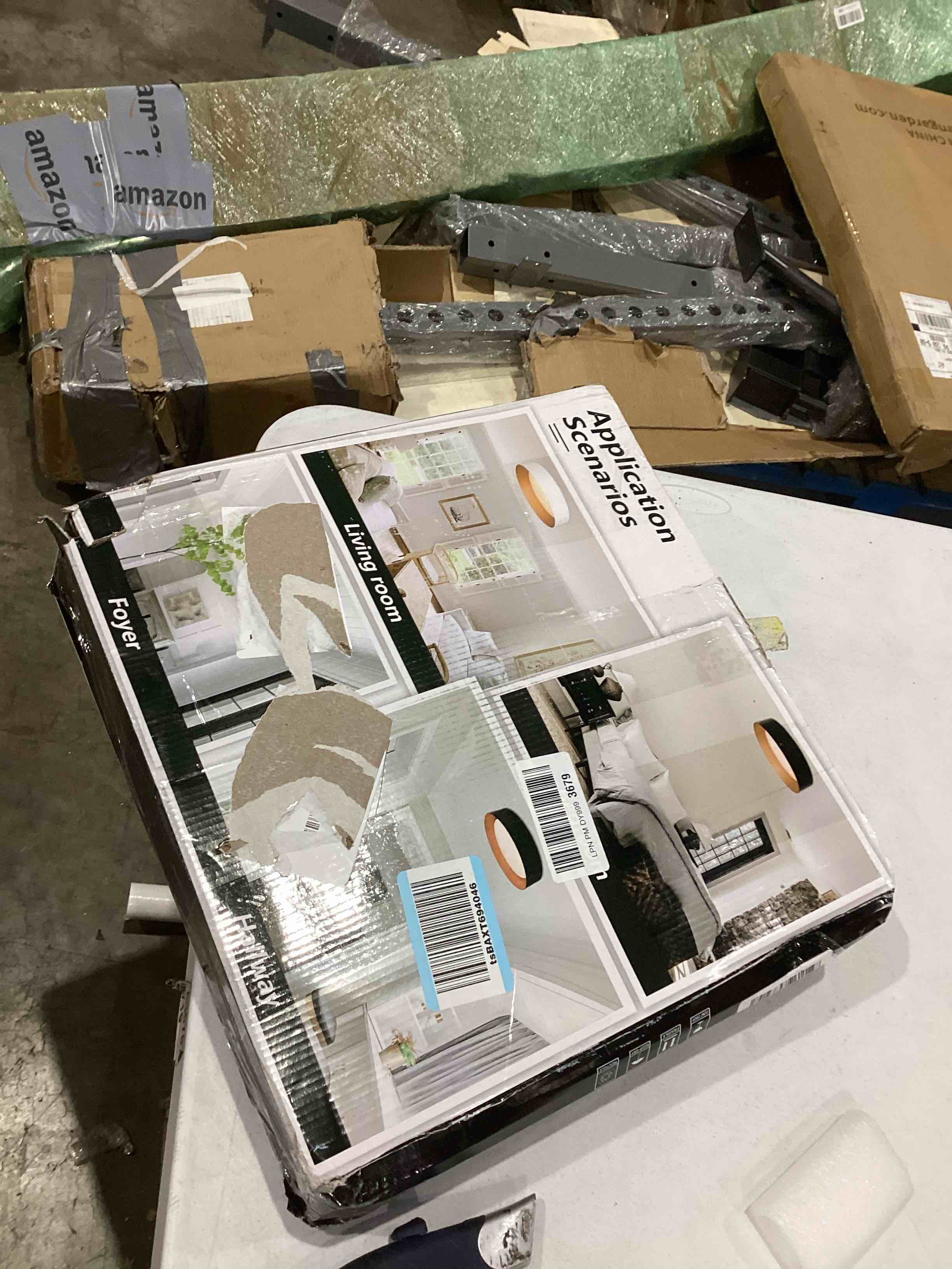 https://s3.amazonaws.com/lotting-images-prod/bidfta/PNK1929268_1748873766359.jpeg