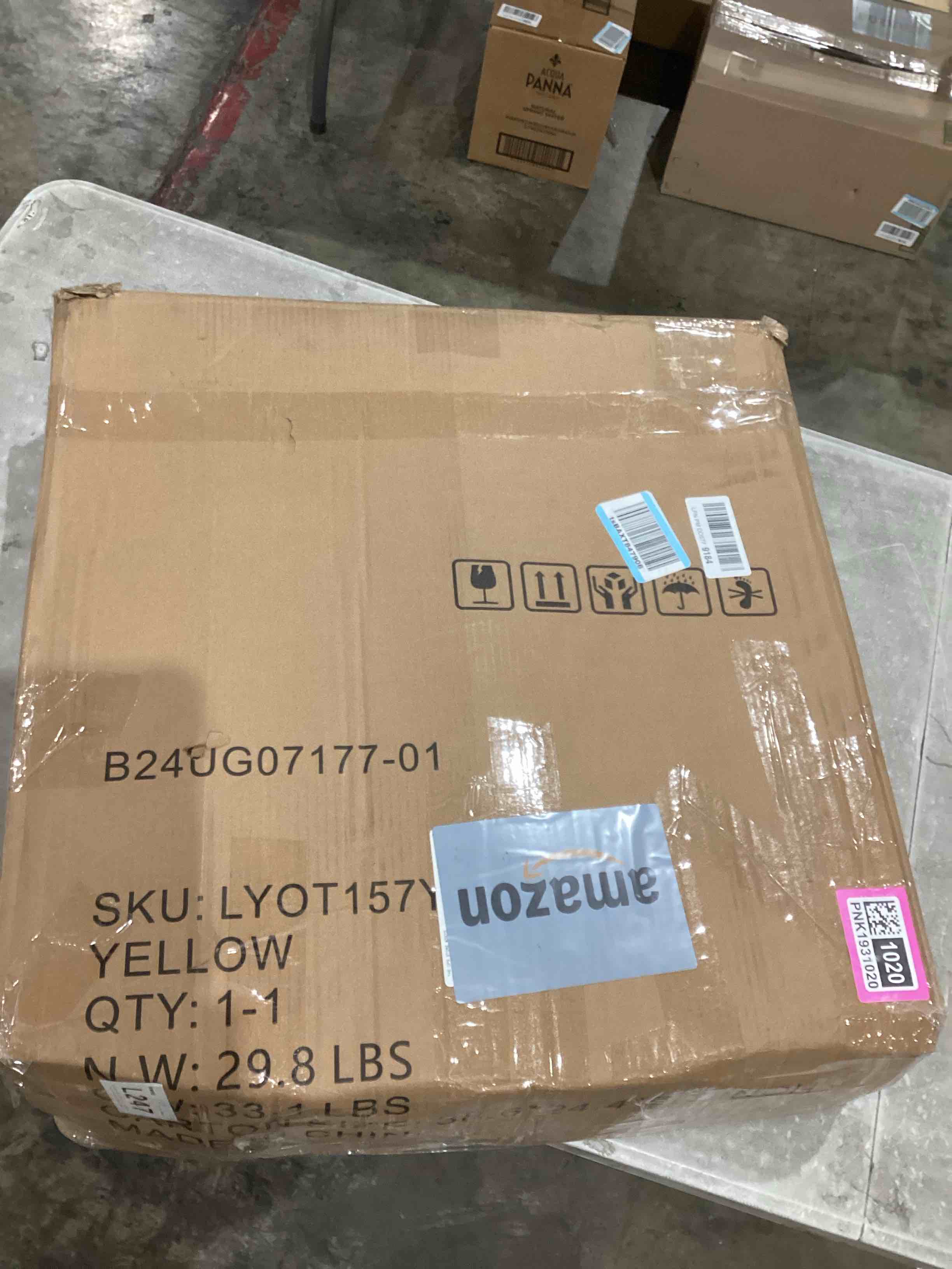 https://s3.amazonaws.com/lotting-images-prod/bidfta/PNK1931020_1744902248549.jpeg