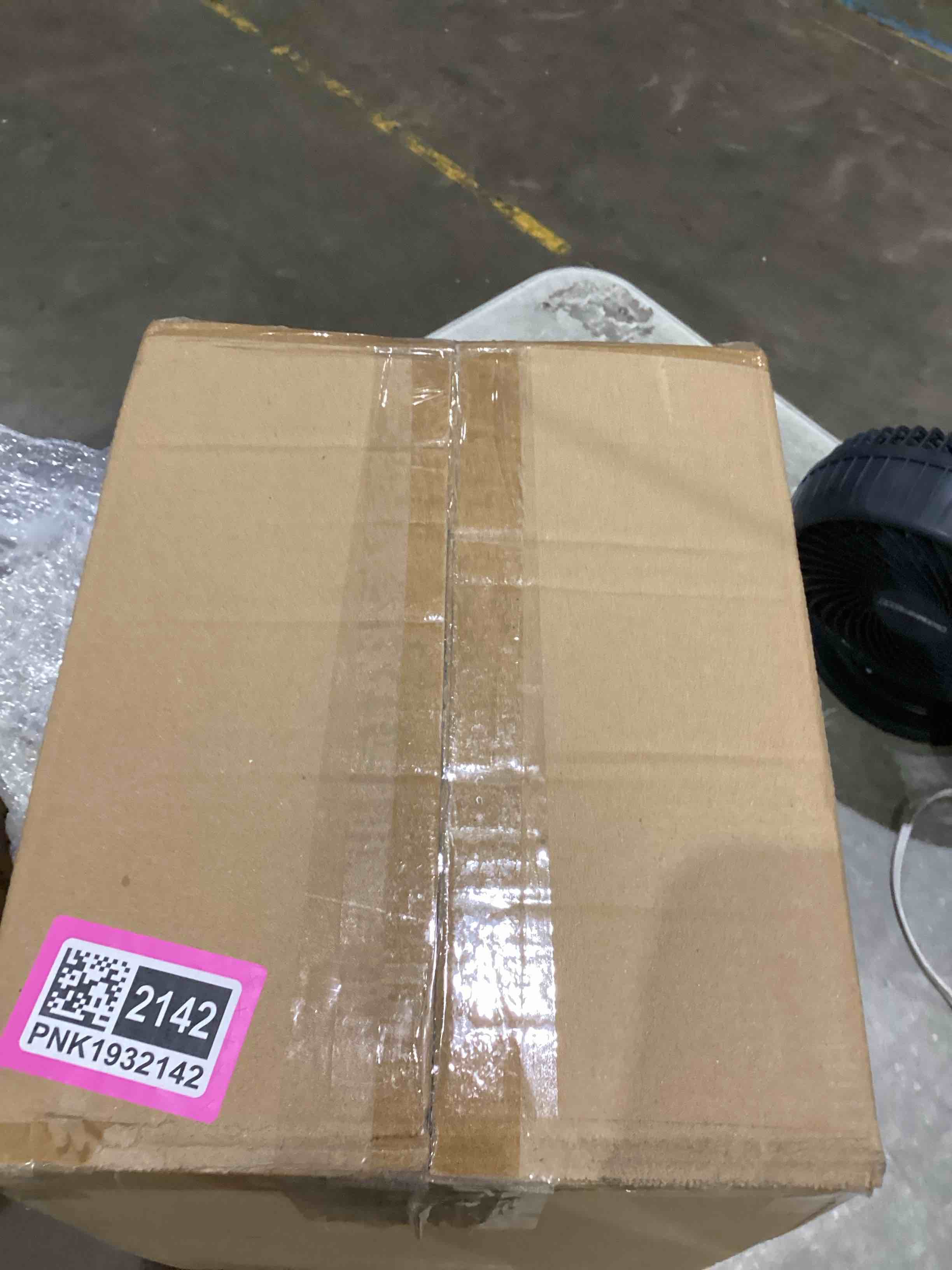 https://s3.amazonaws.com/lotting-images-prod/bidfta/PNK1932142_1753789891092.jpeg