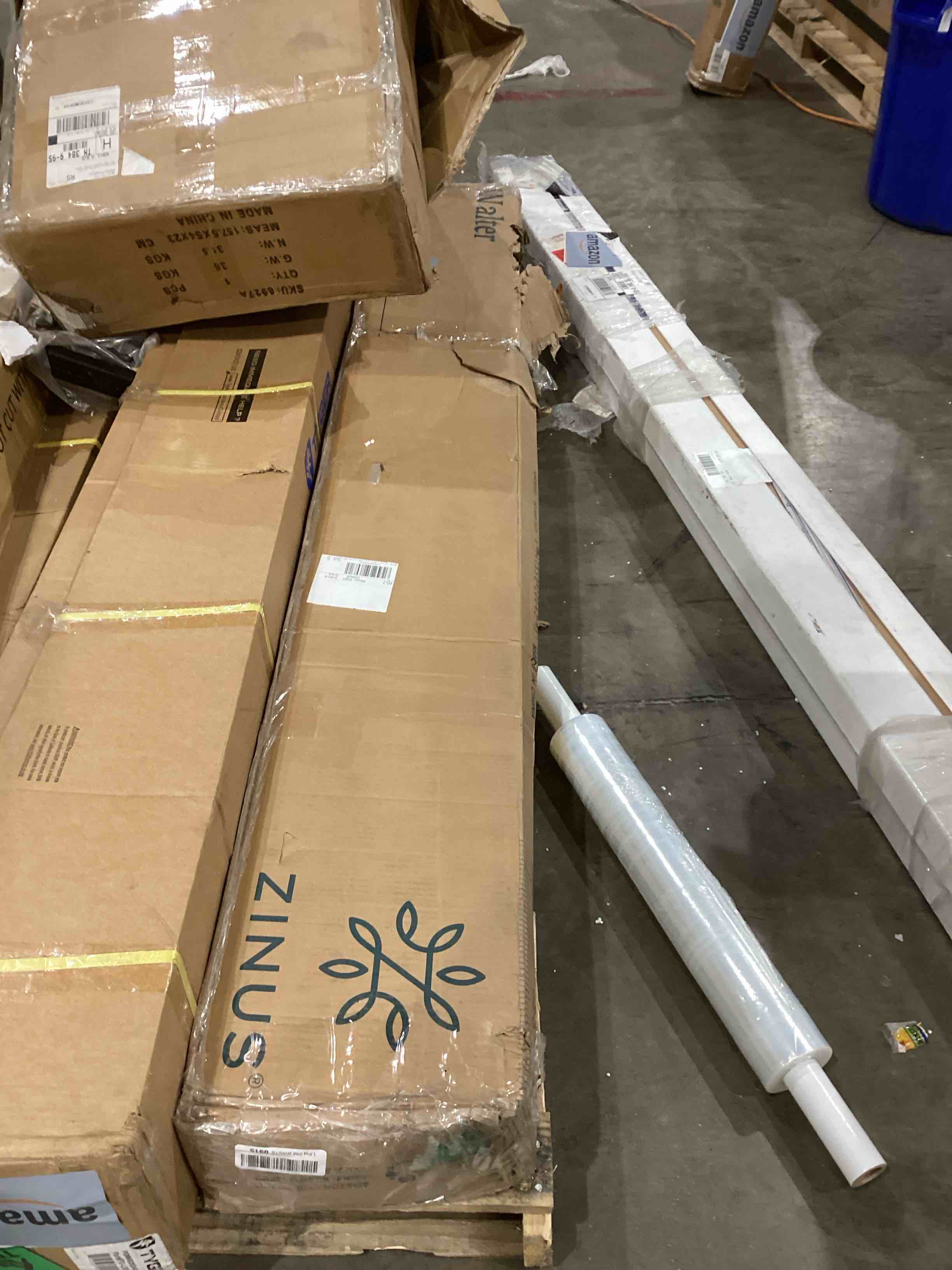 https://s3.amazonaws.com/lotting-images-prod/bidfta/PNK1935882_1741611207738.jpeg