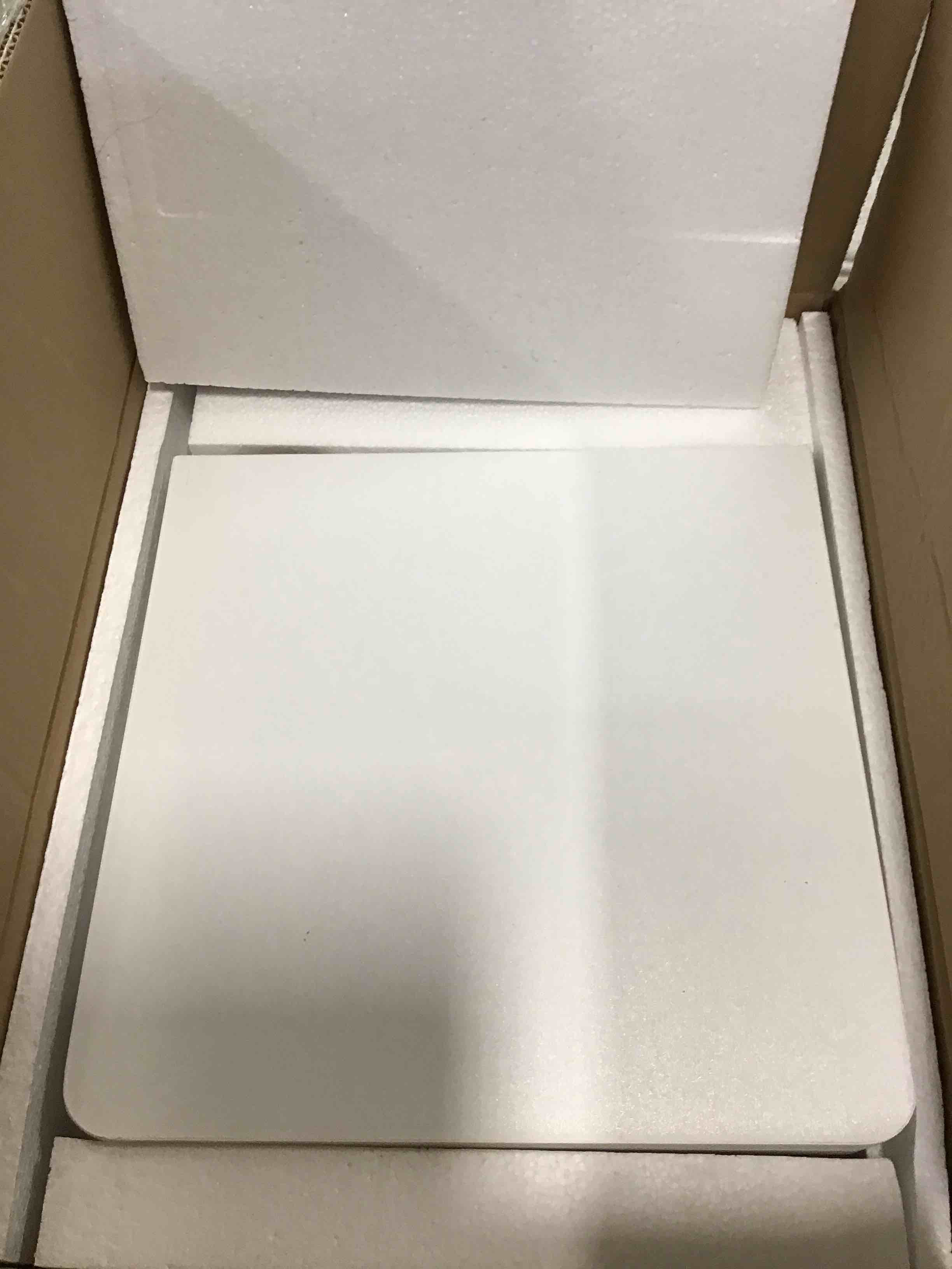 https://s3.amazonaws.com/lotting-images-prod/bidfta/PNK1960430_1743097554743.jpeg