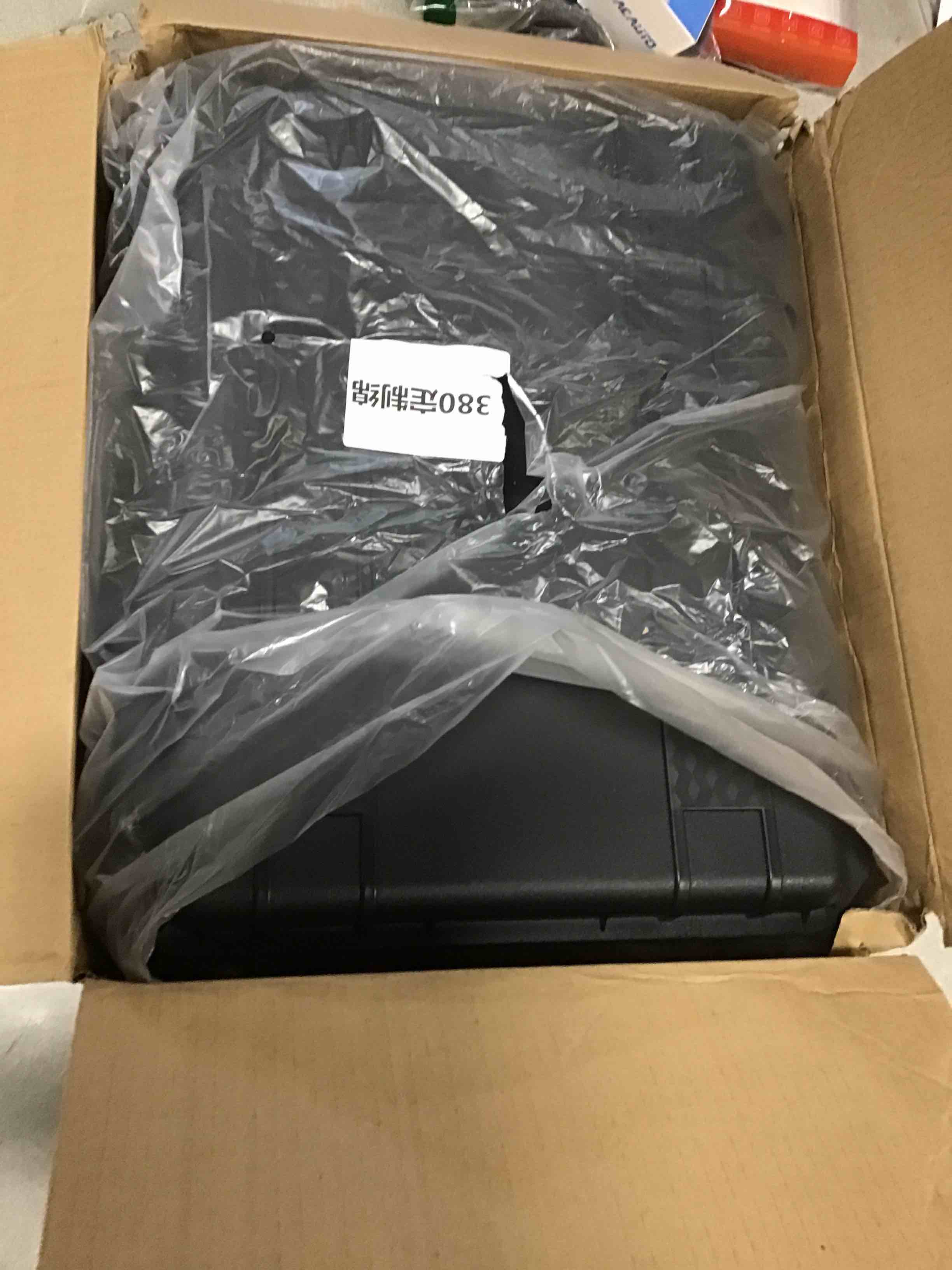 https://s3.amazonaws.com/lotting-images-prod/bidfta/PNK1960826_1743432733068.jpeg
