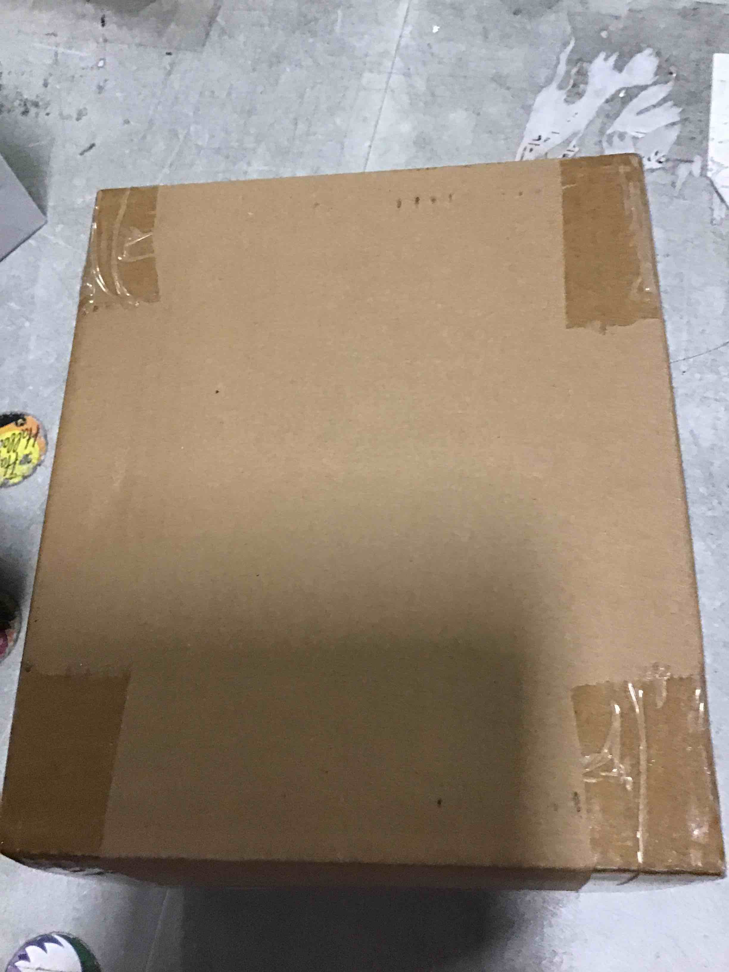 https://s3.amazonaws.com/lotting-images-prod/bidfta/PNK1961492_1743692371682.jpeg