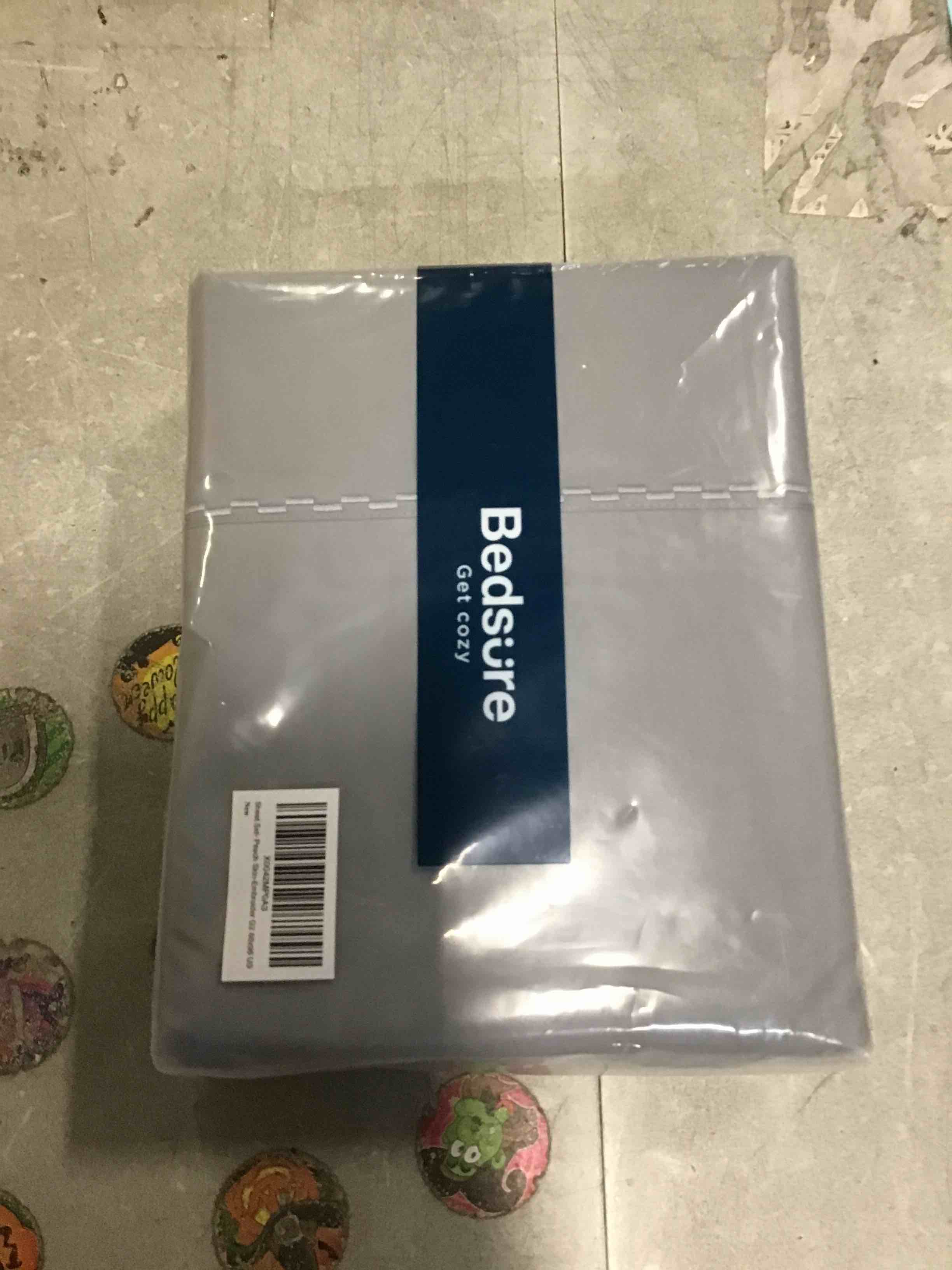 https://s3.amazonaws.com/lotting-images-prod/bidfta/PNK1962291_1744142175718.jpeg