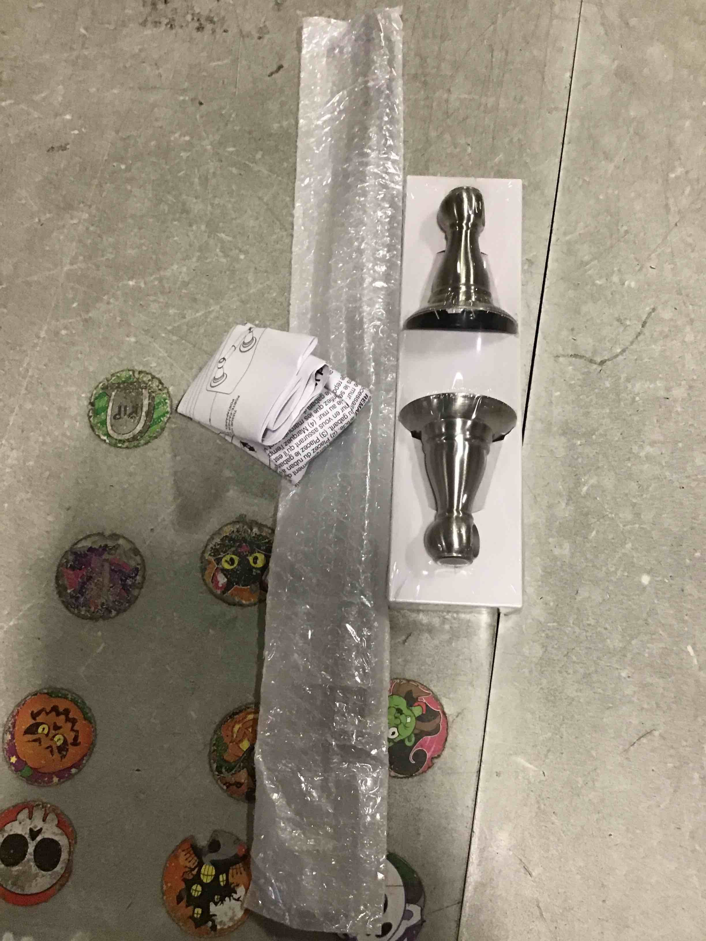 https://s3.amazonaws.com/lotting-images-prod/bidfta/PNK1962470_1744227966967.jpeg