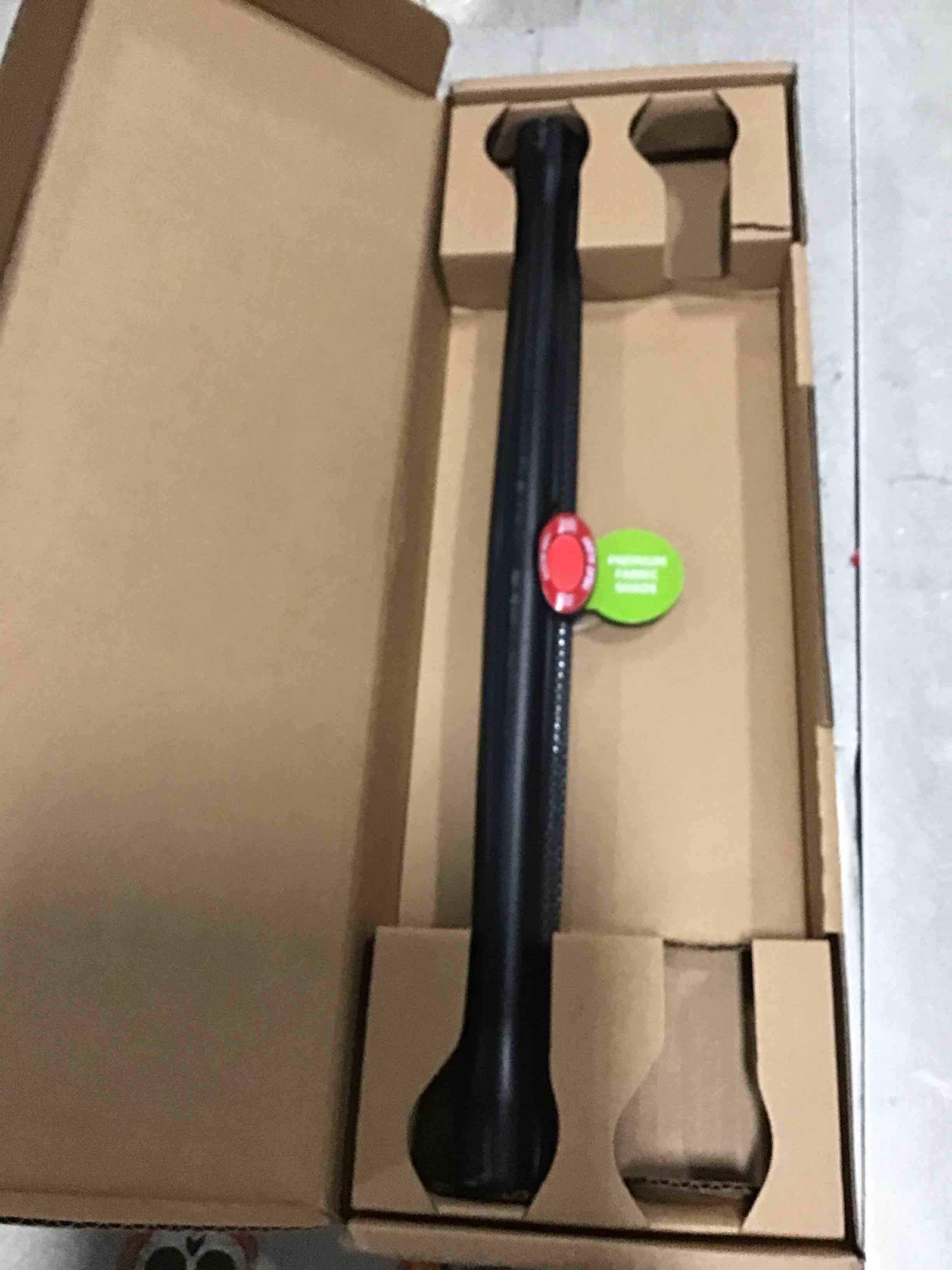 https://s3.amazonaws.com/lotting-images-prod/bidfta/PNK1962512_1744289609311.jpeg