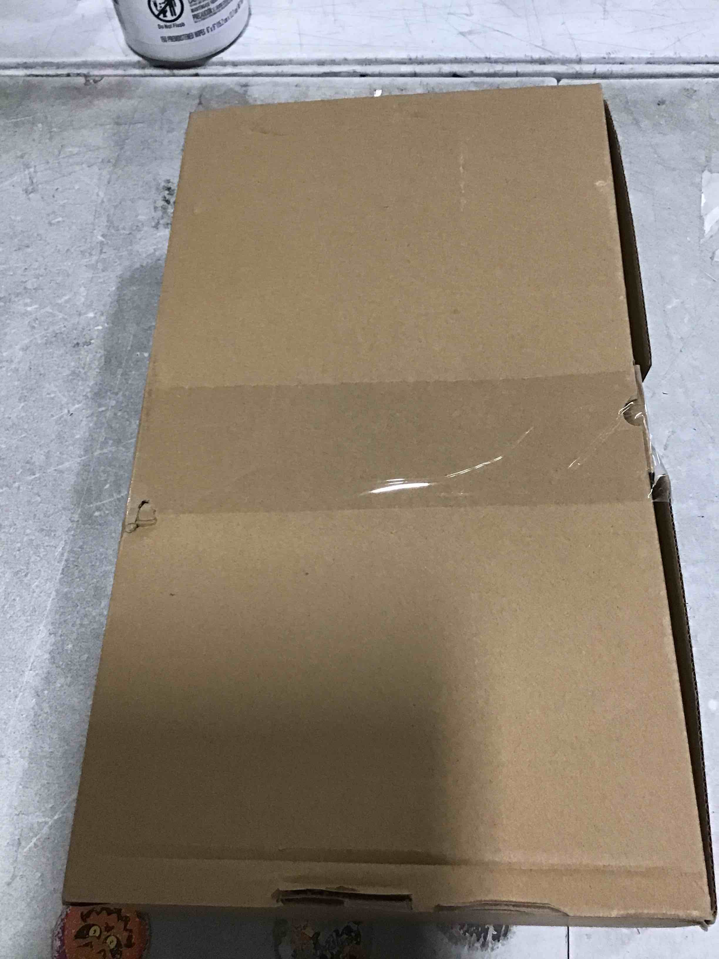 https://s3.amazonaws.com/lotting-images-prod/bidfta/PNK1962774_1744391639493.jpeg
