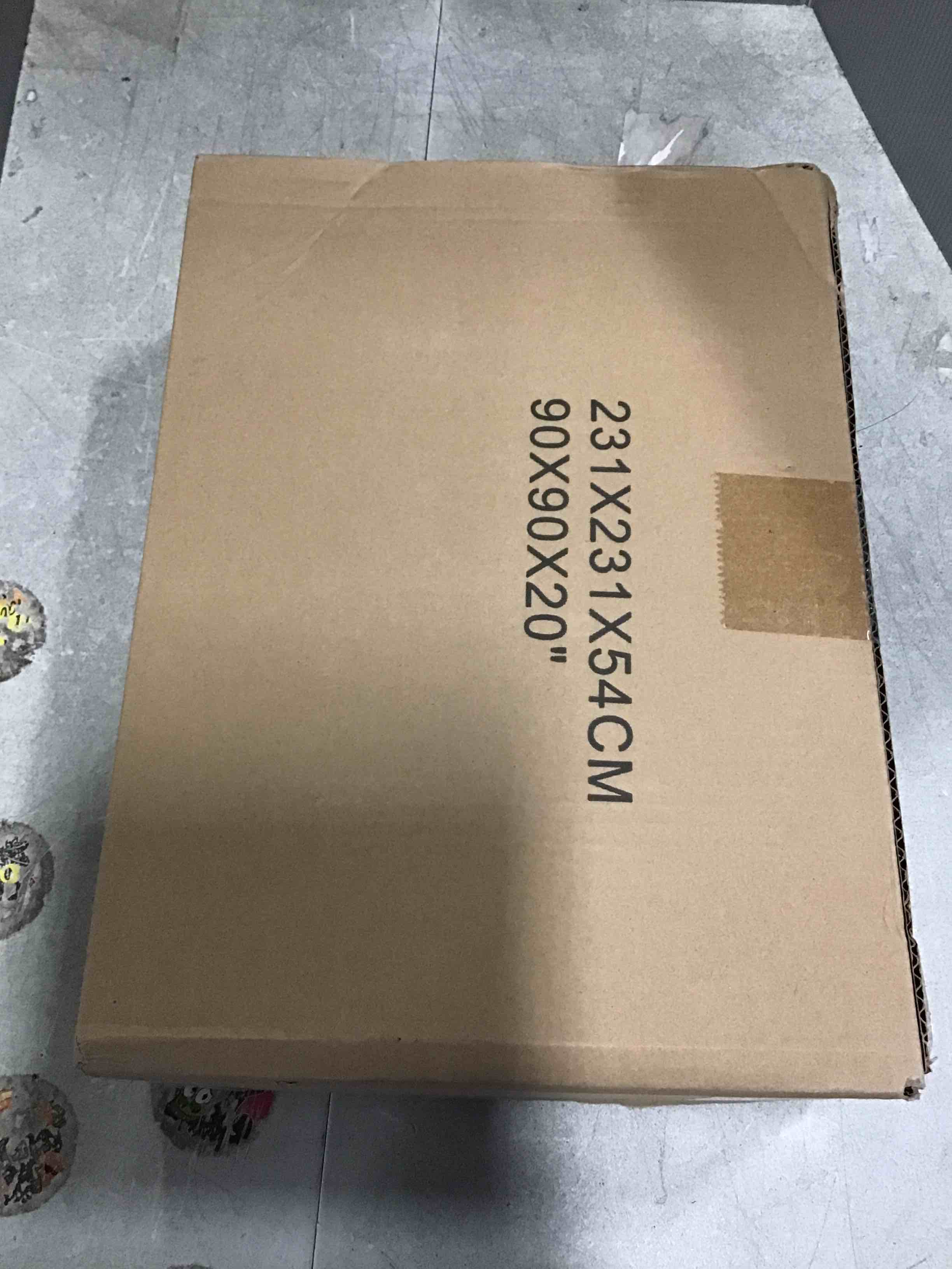 https://s3.amazonaws.com/lotting-images-prod/bidfta/PNK1962891_1744811647368.jpeg