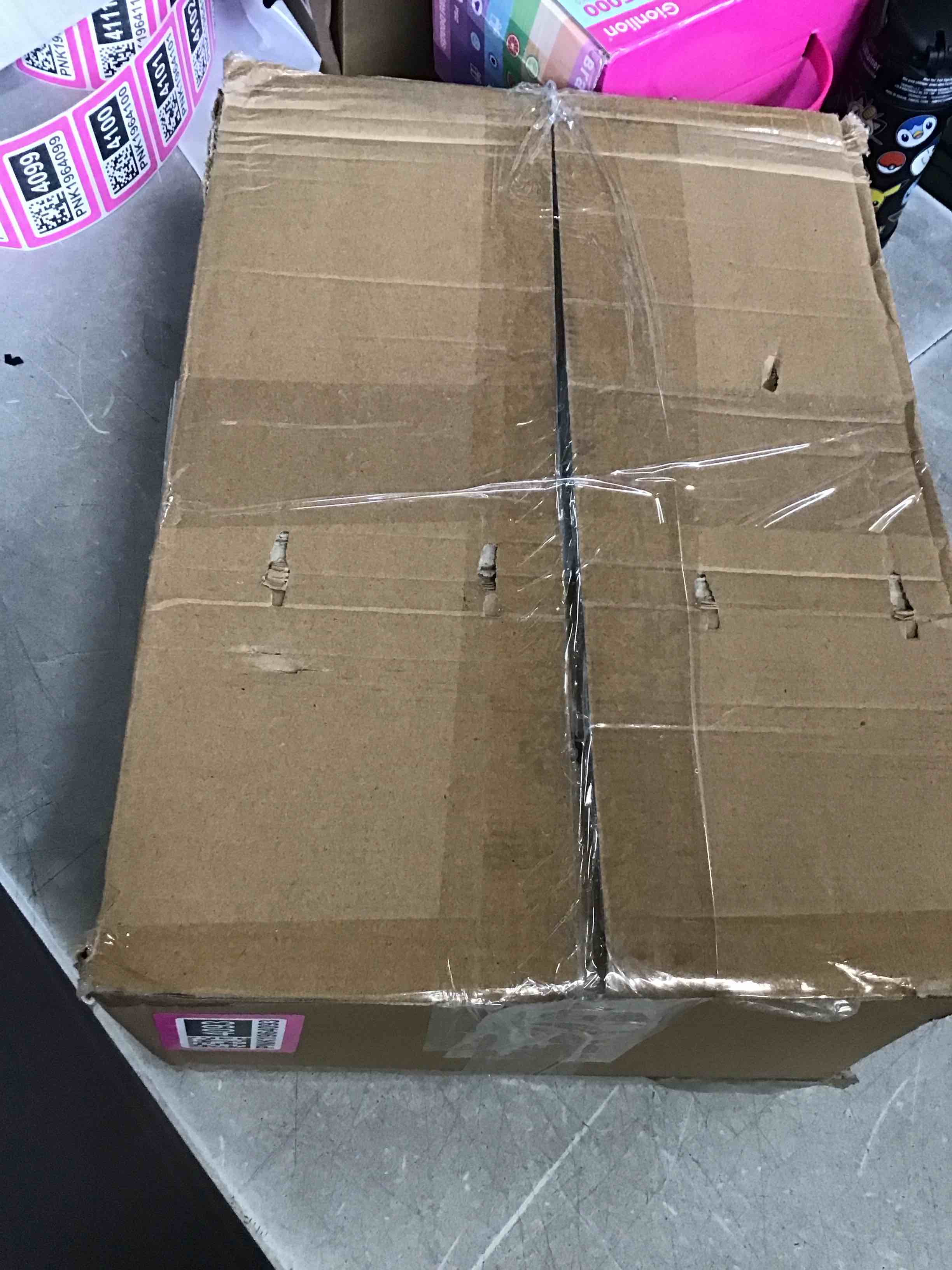 https://s3.amazonaws.com/lotting-images-prod/bidfta/PNK1964093_1743434735487.jpeg
