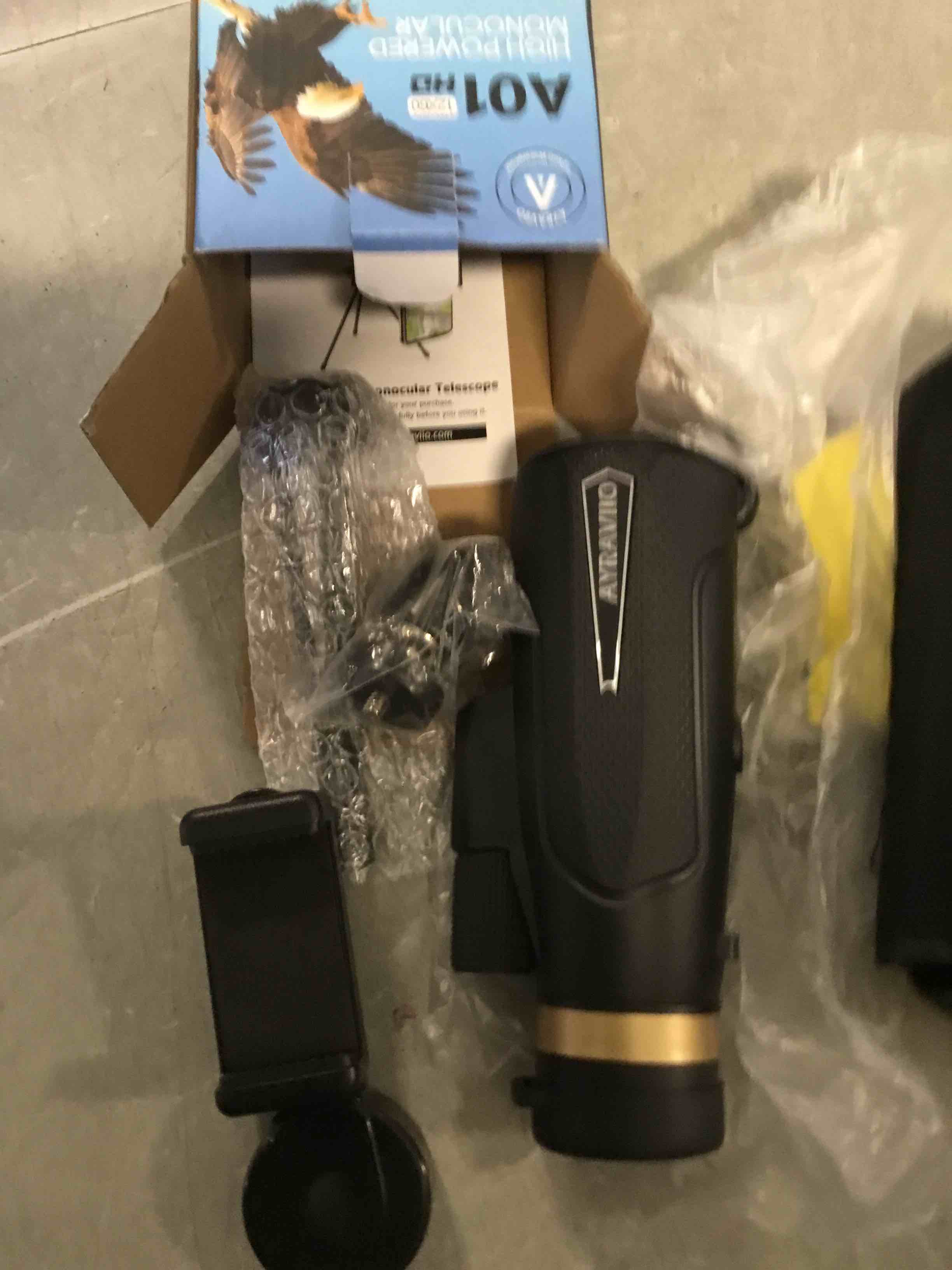 https://s3.amazonaws.com/lotting-images-prod/bidfta/PNK1964420_1743538585553.jpeg