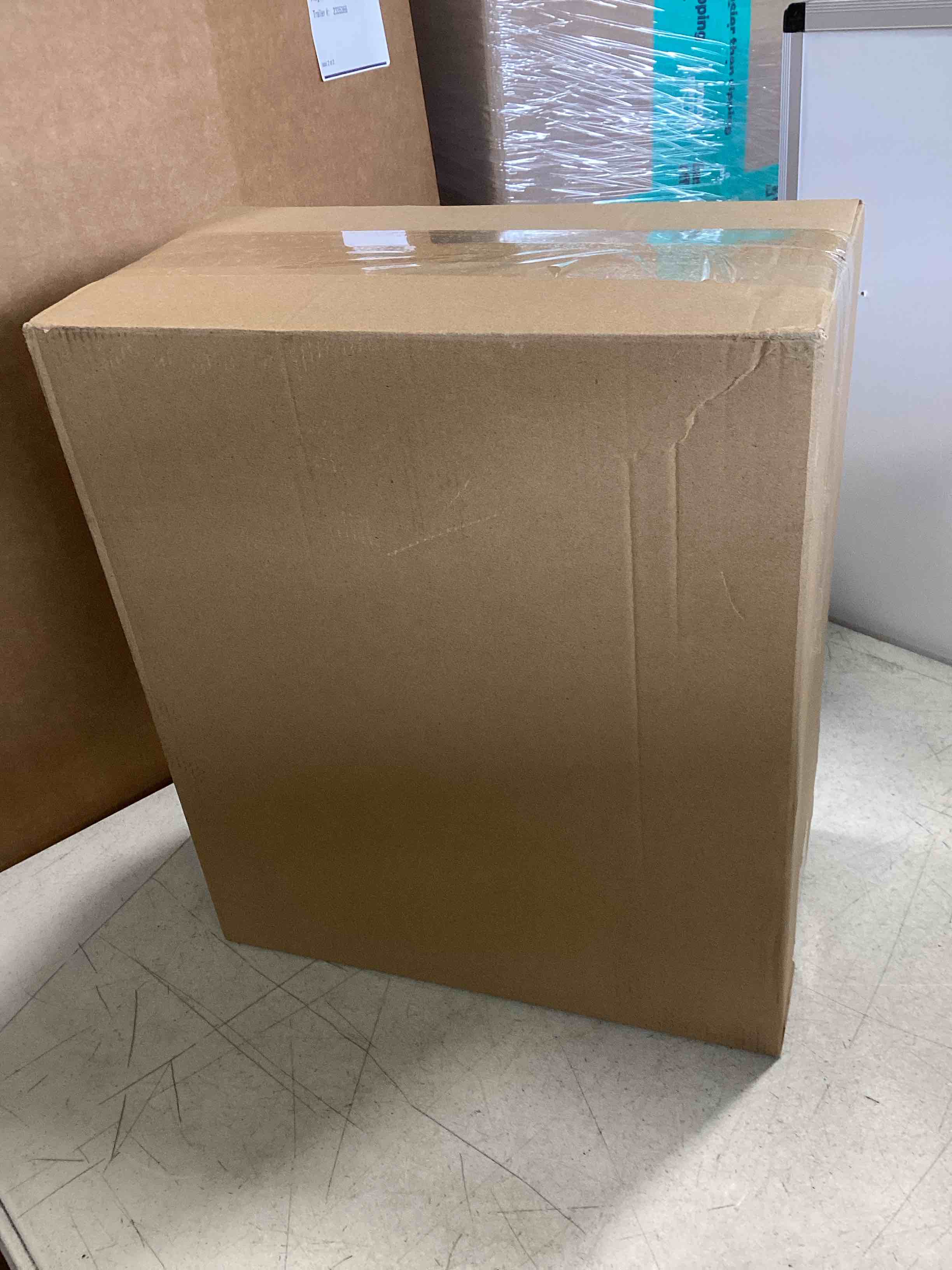 https://s3.amazonaws.com/lotting-images-prod/bidfta/PNK1965014_1745939084684.jpeg