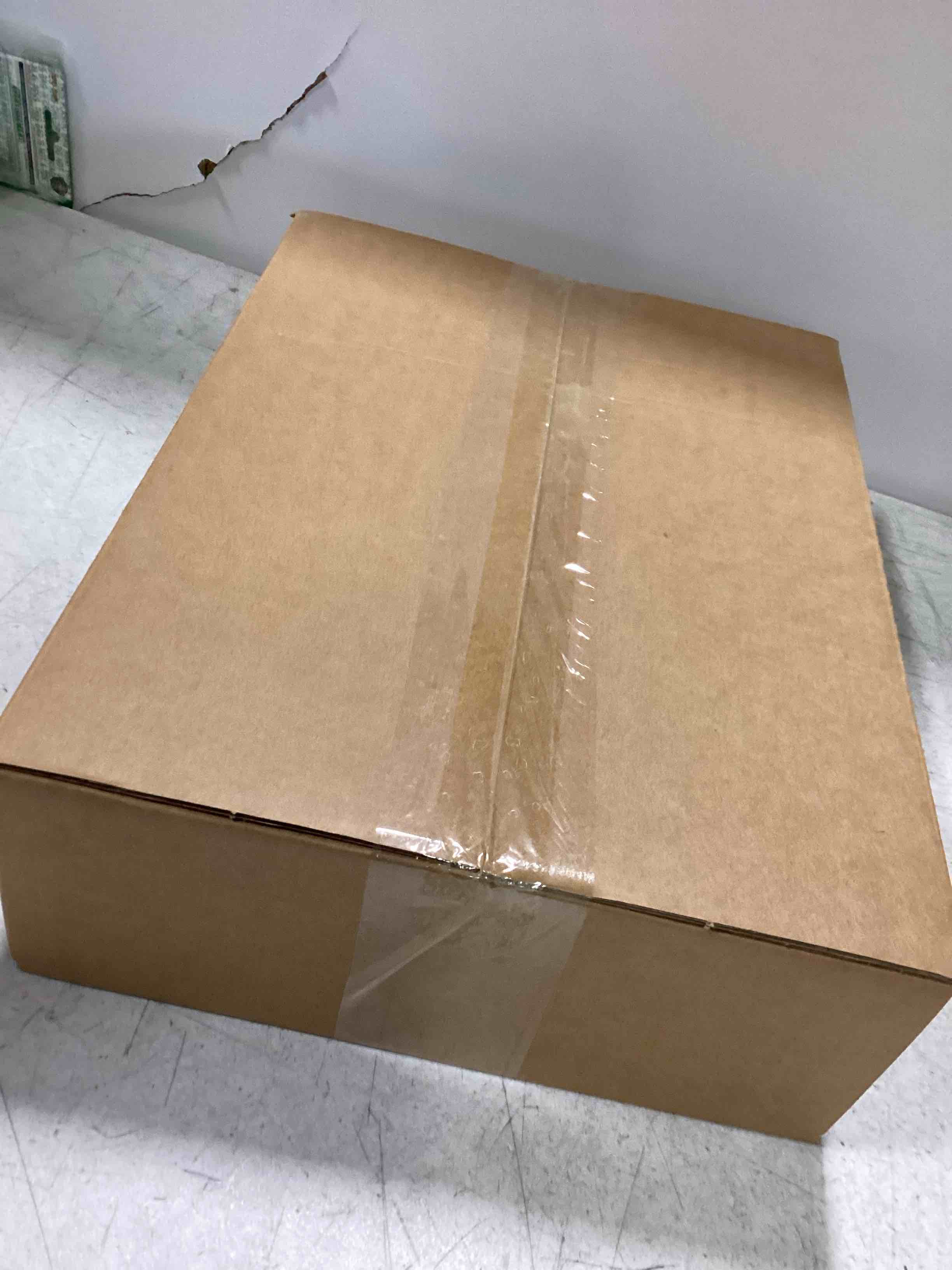 https://s3.amazonaws.com/lotting-images-prod/bidfta/PNK1965485_1746707456133.jpeg