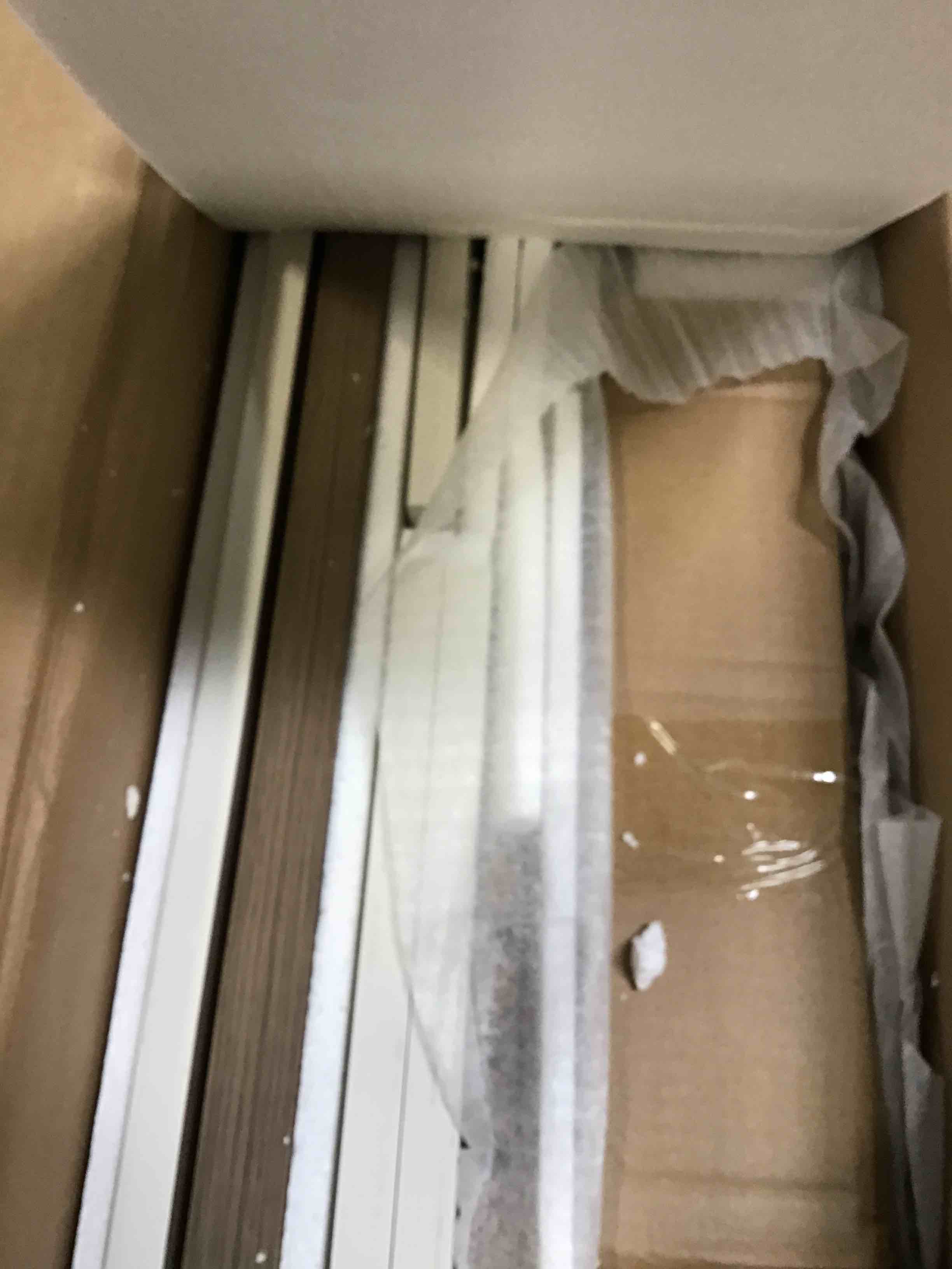 https://s3.amazonaws.com/lotting-images-prod/bidfta/PNK1966439_1742326624409.jpeg