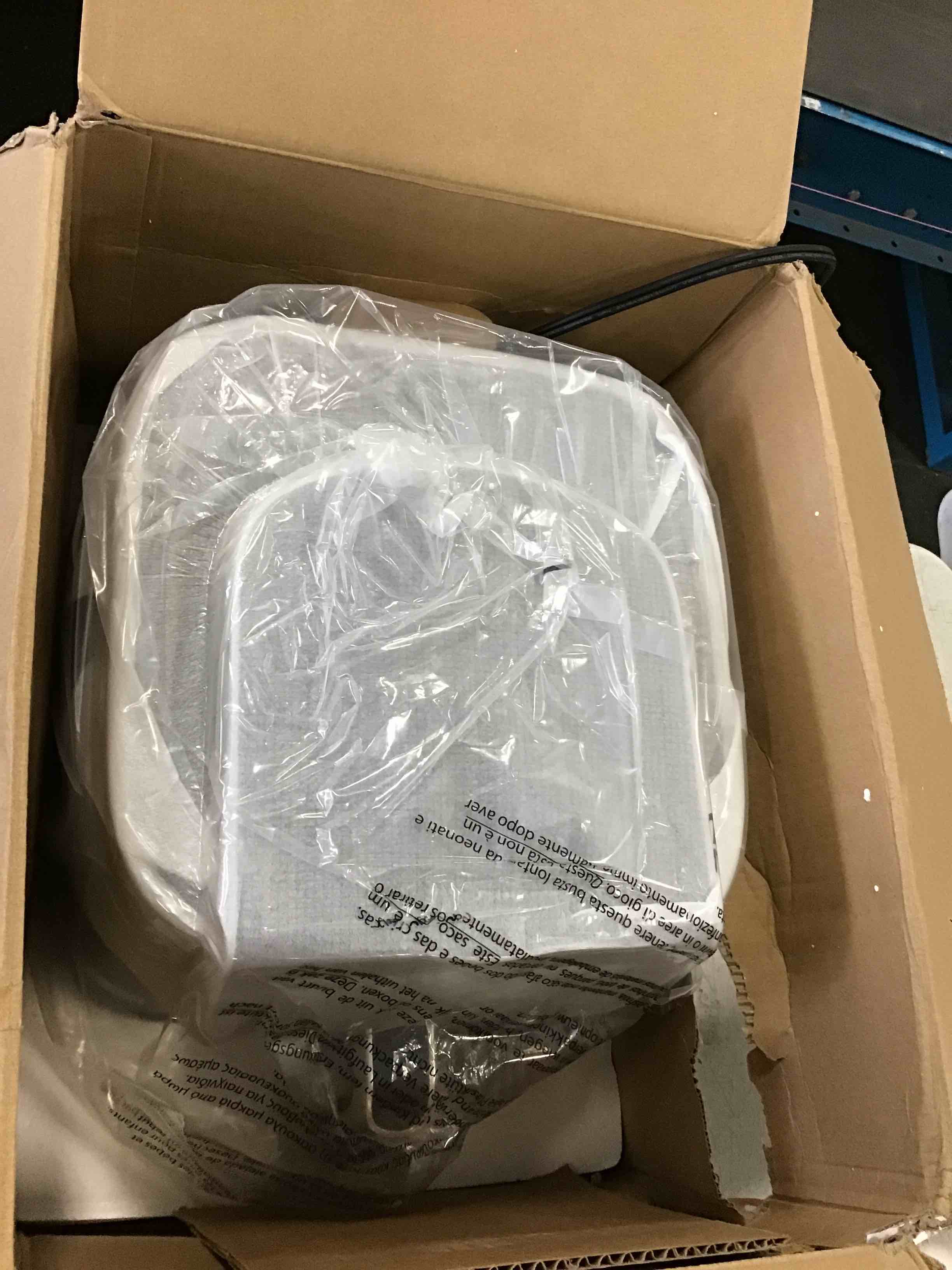 https://s3.amazonaws.com/lotting-images-prod/bidfta/PNK1966550_1742398000466.jpeg