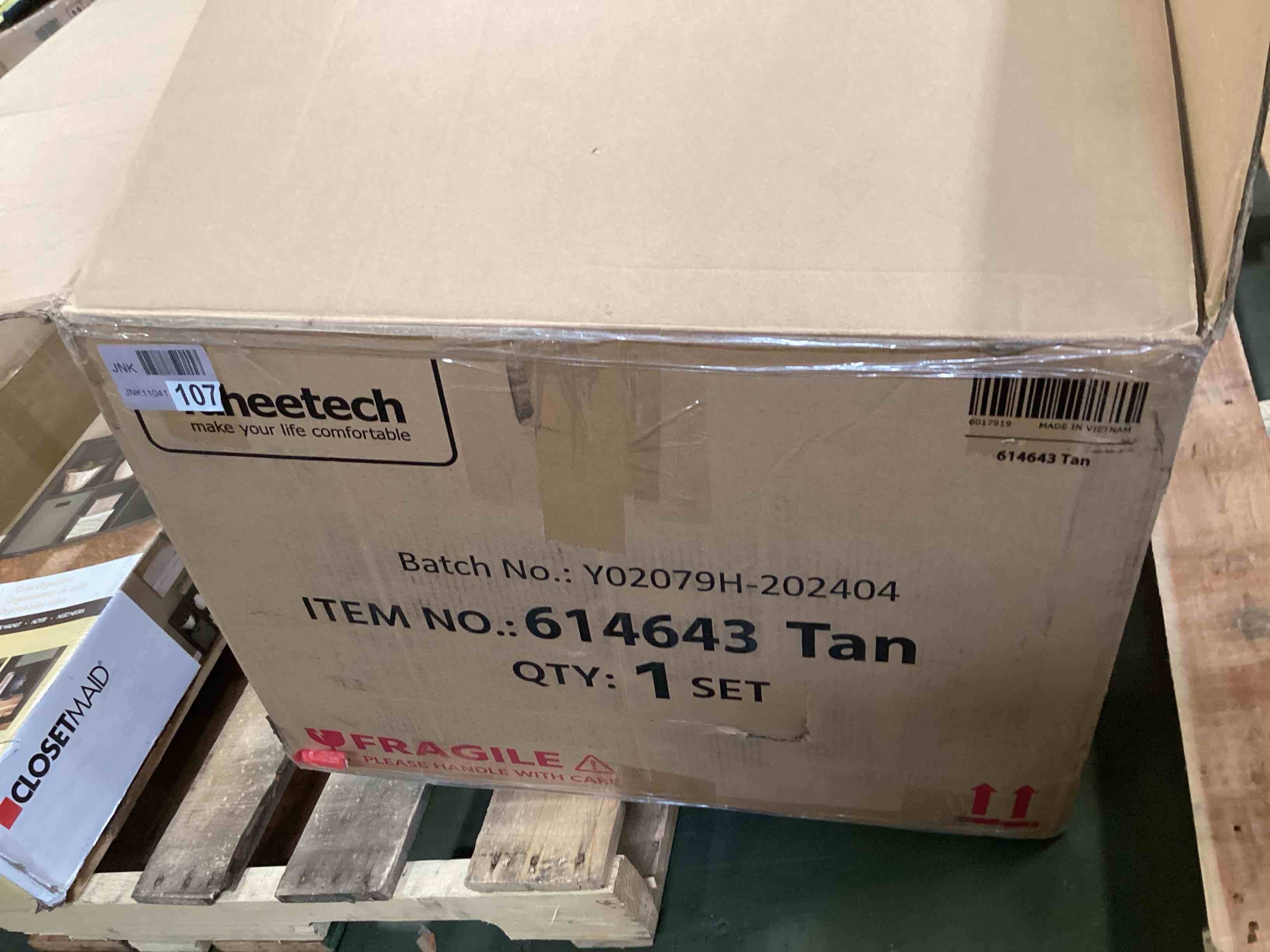 https://s3.amazonaws.com/lotting-images-prod/bidfta/PNK1967225_1743004502565.jpeg