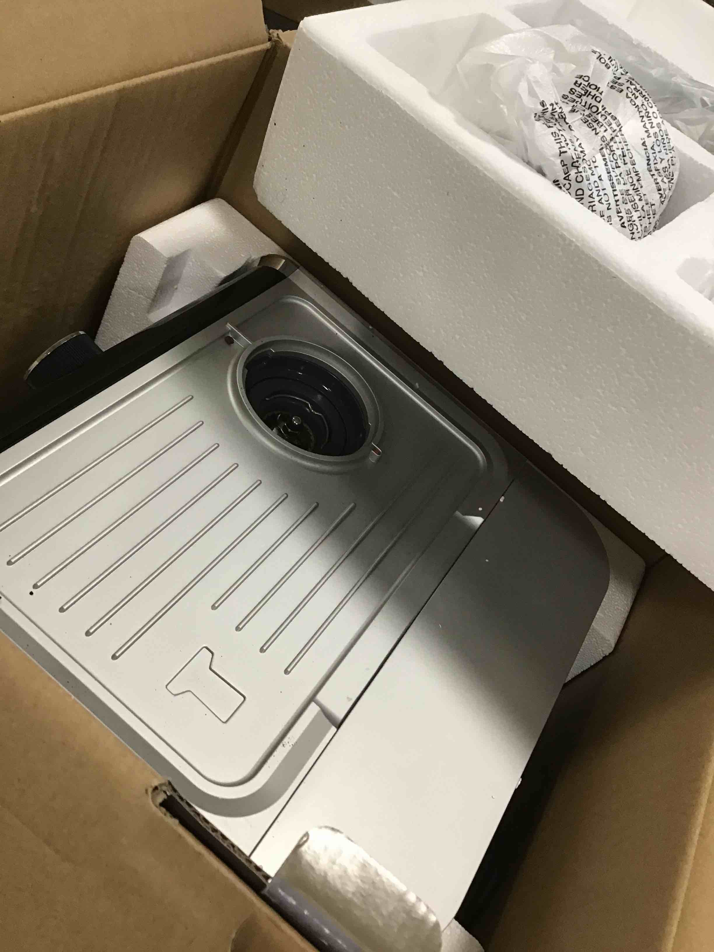 https://s3.amazonaws.com/lotting-images-prod/bidfta/PNK1968970_1743698990976.jpeg