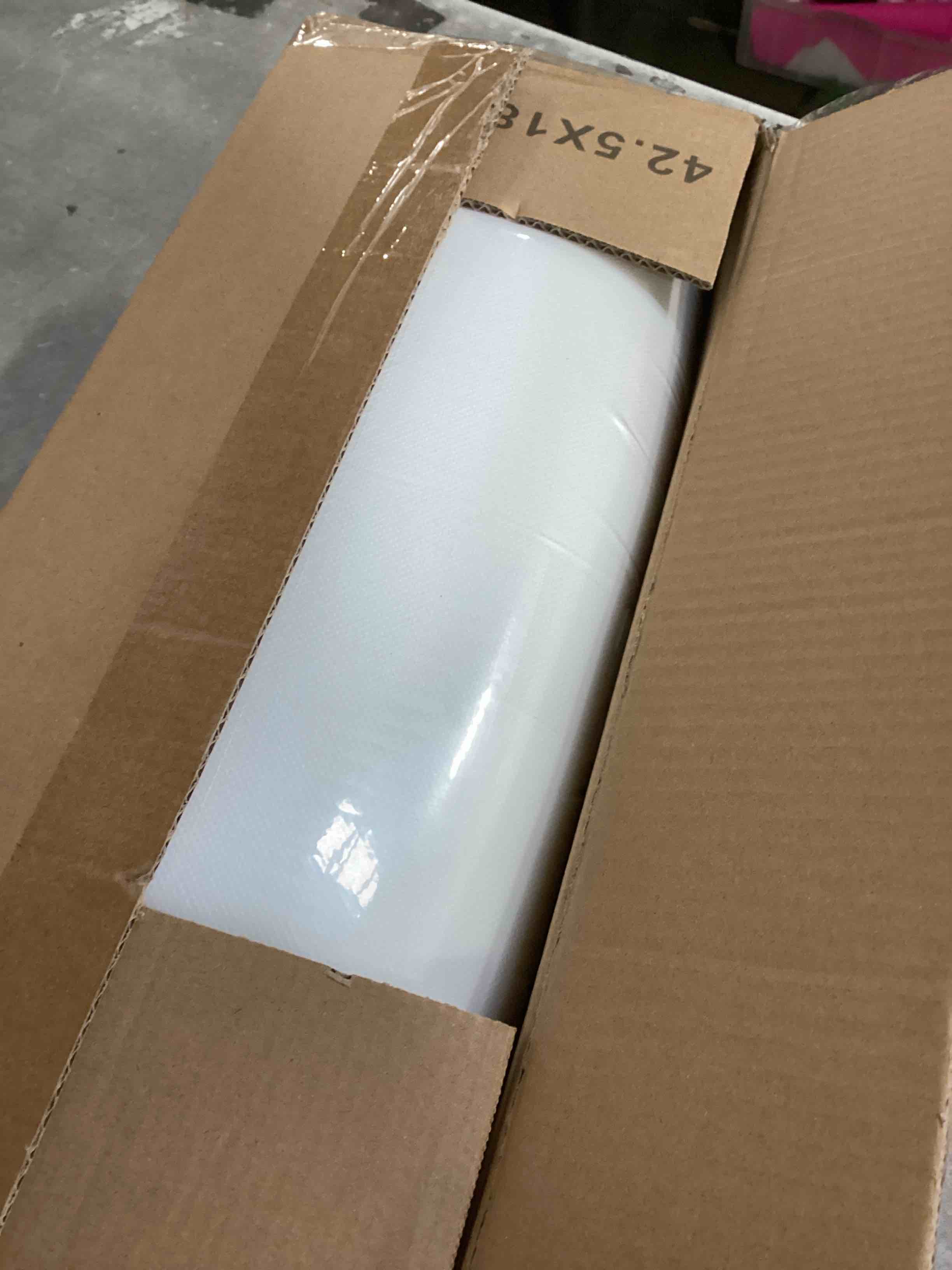 https://s3.amazonaws.com/lotting-images-prod/bidfta/PNK1969053_1741380618292.jpeg