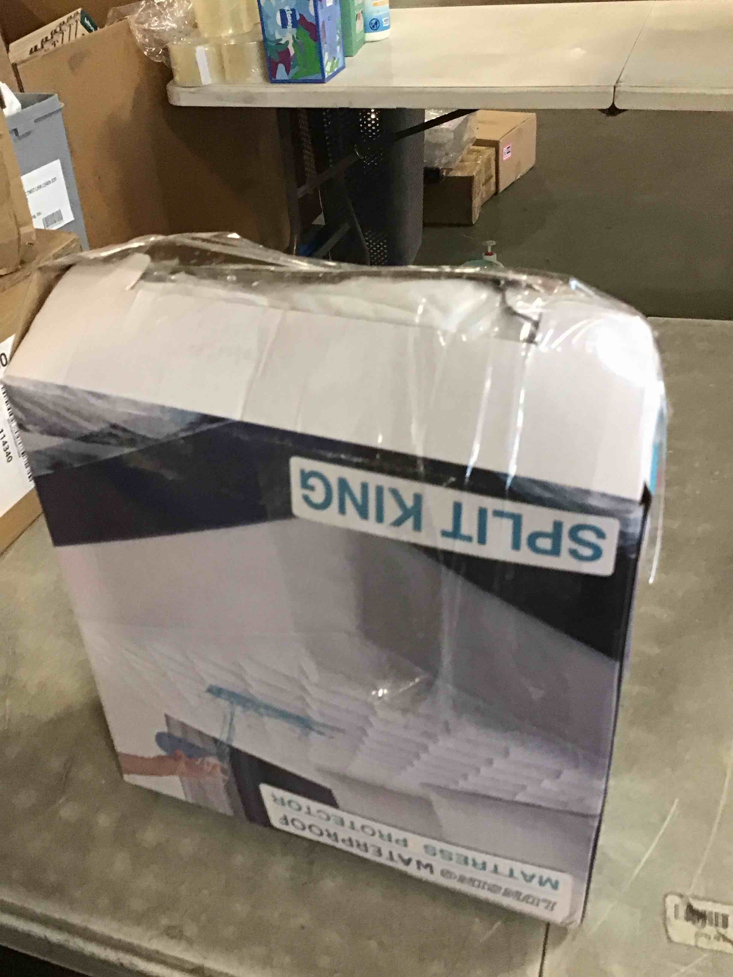 https://s3.amazonaws.com/lotting-images-prod/bidfta/PNK1969094_1741610208065.jpeg