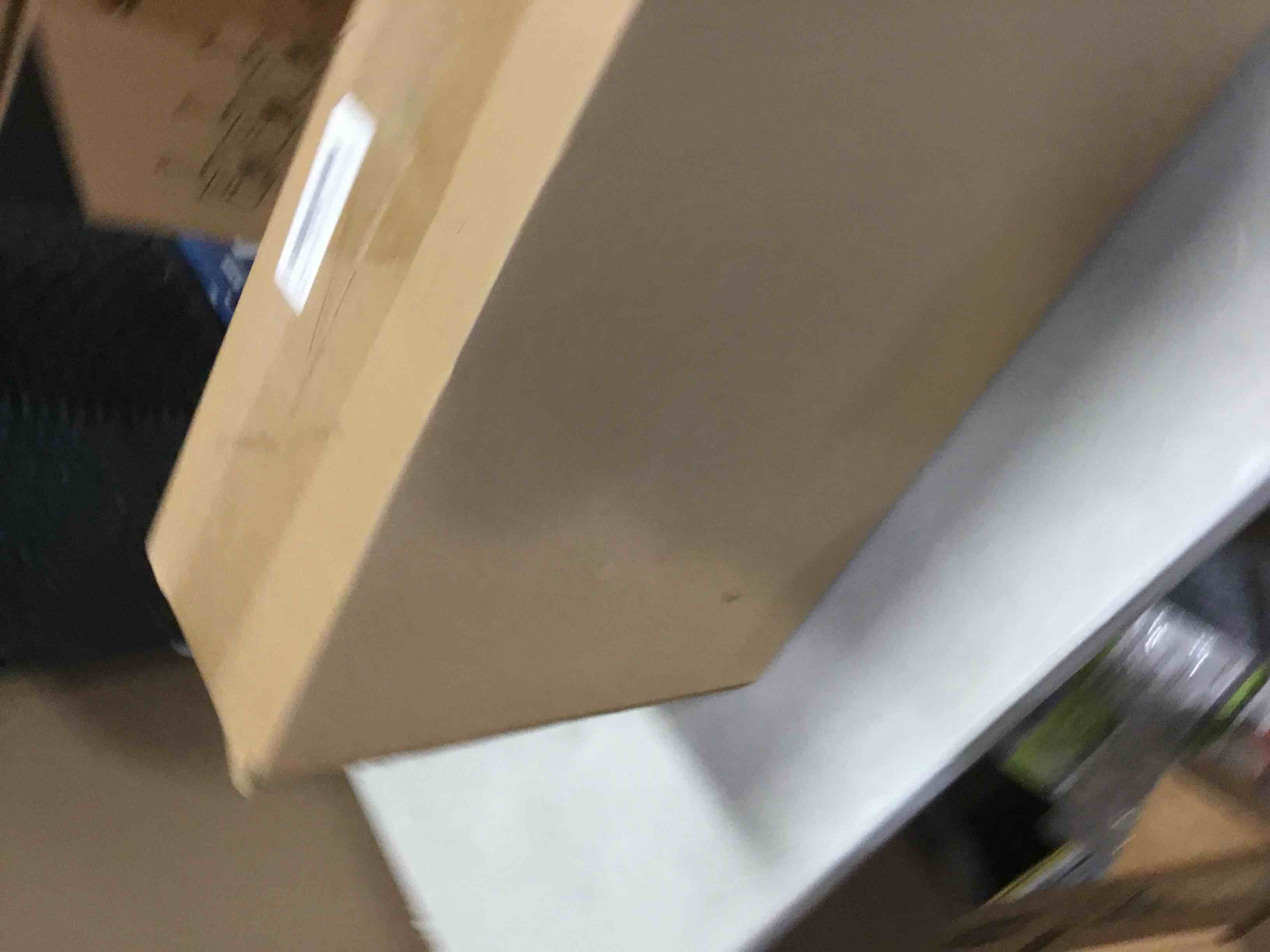 https://s3.amazonaws.com/lotting-images-prod/bidfta/PNK1969589_1741789968928.jpeg