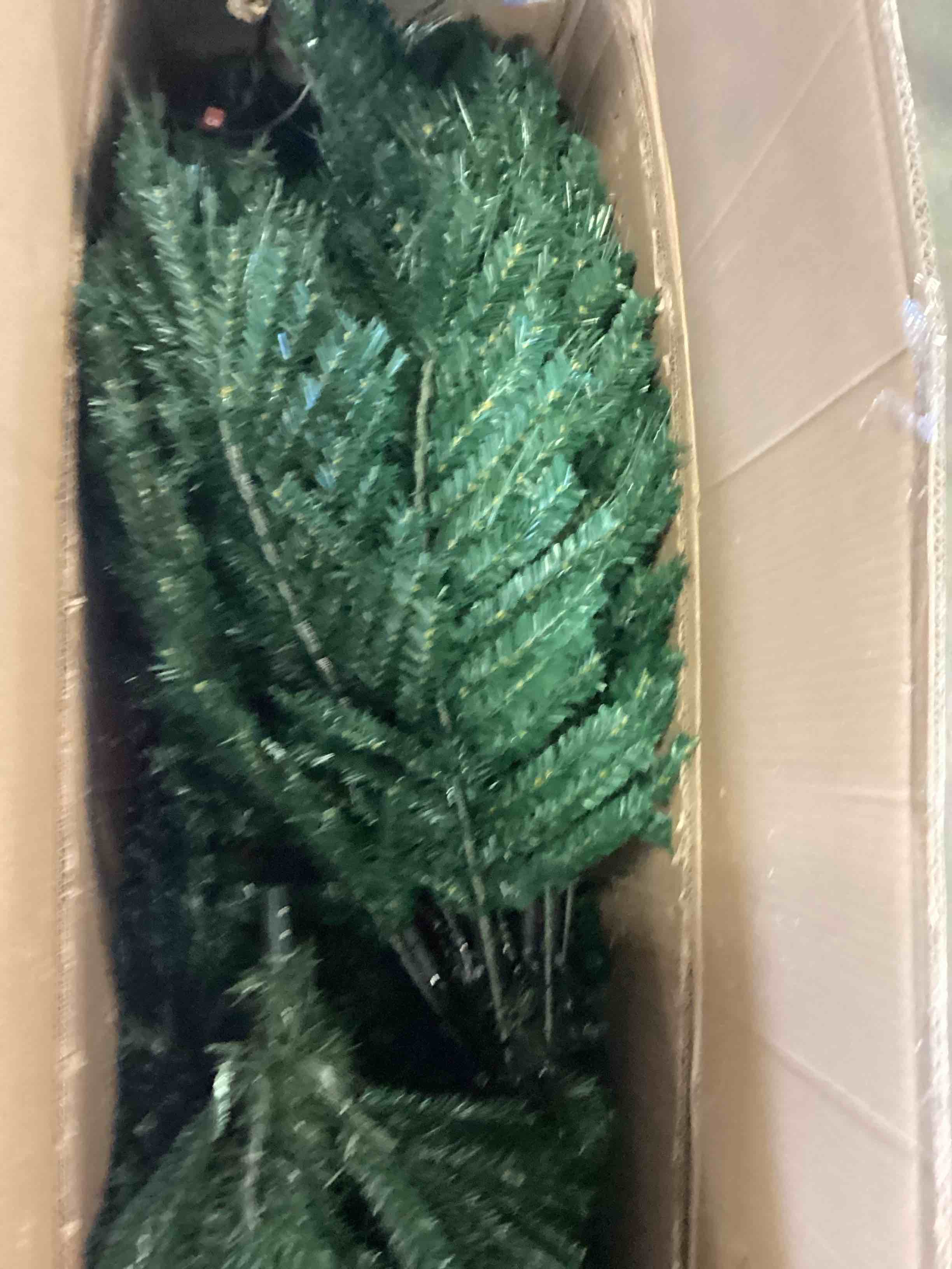 https://s3.amazonaws.com/lotting-images-prod/bidfta/PNK1969980_1741896454044.jpeg