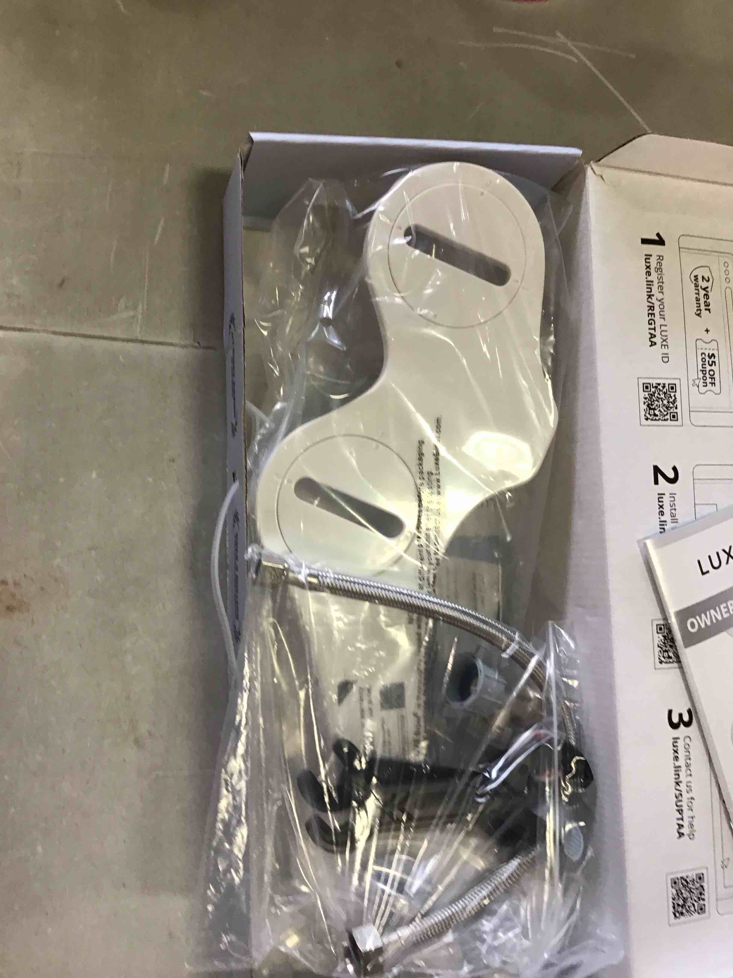 https://s3.amazonaws.com/lotting-images-prod/bidfta/PNK1970104_1741980829977.jpeg