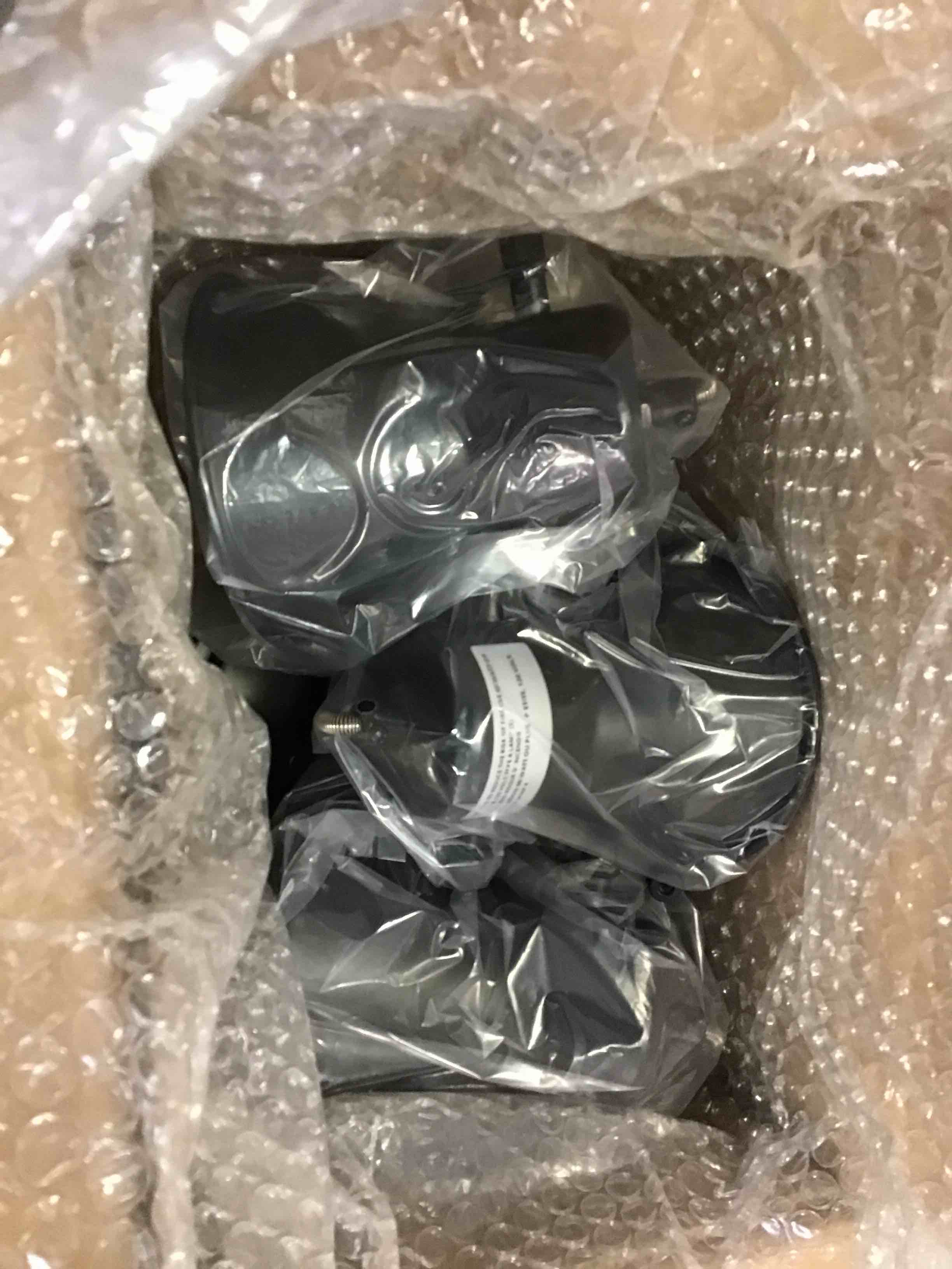 https://s3.amazonaws.com/lotting-images-prod/bidfta/PNK1970466_1742410181770.jpeg