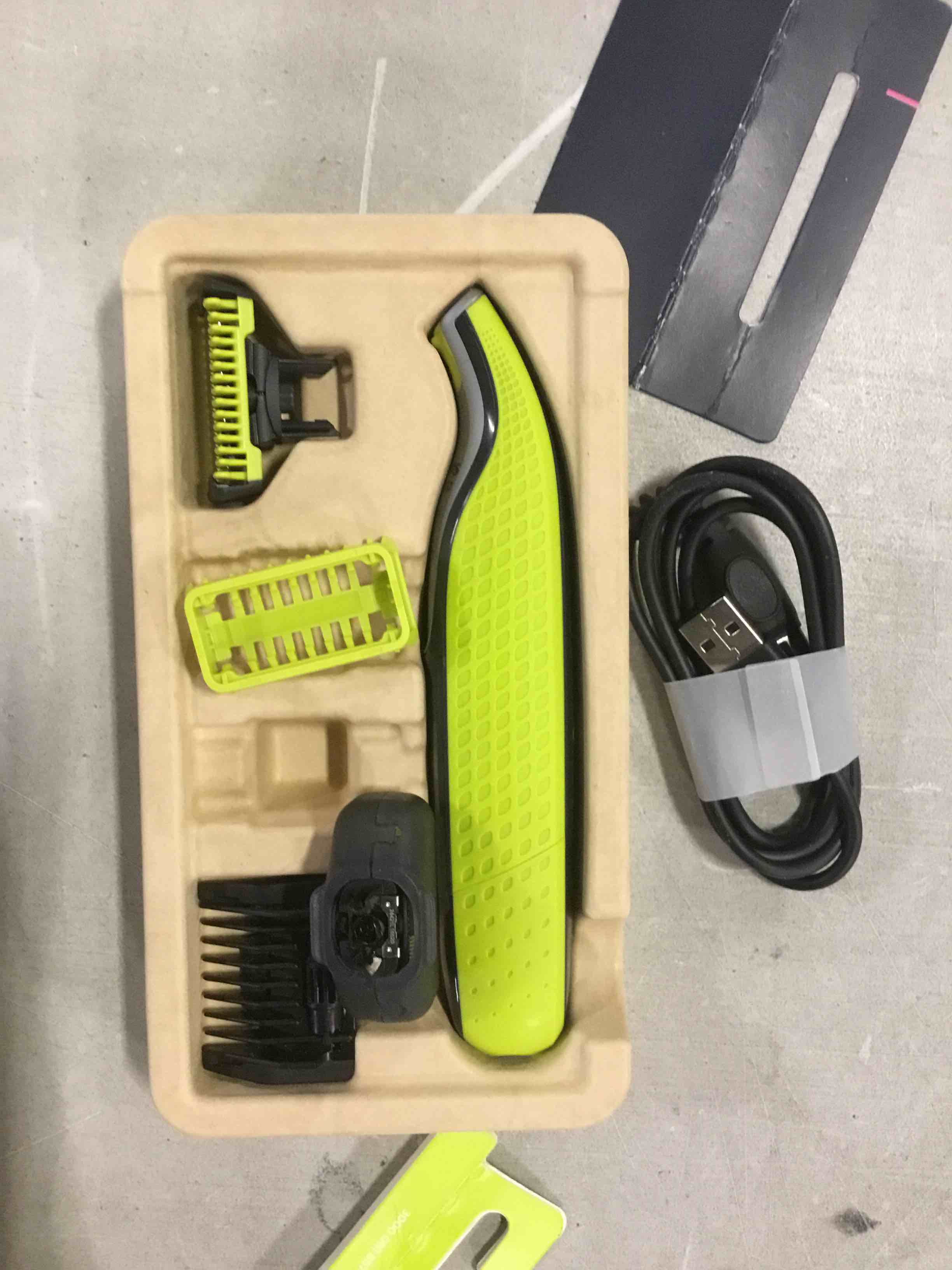 https://s3.amazonaws.com/lotting-images-prod/bidfta/PNK1971795_1743431836737.jpeg