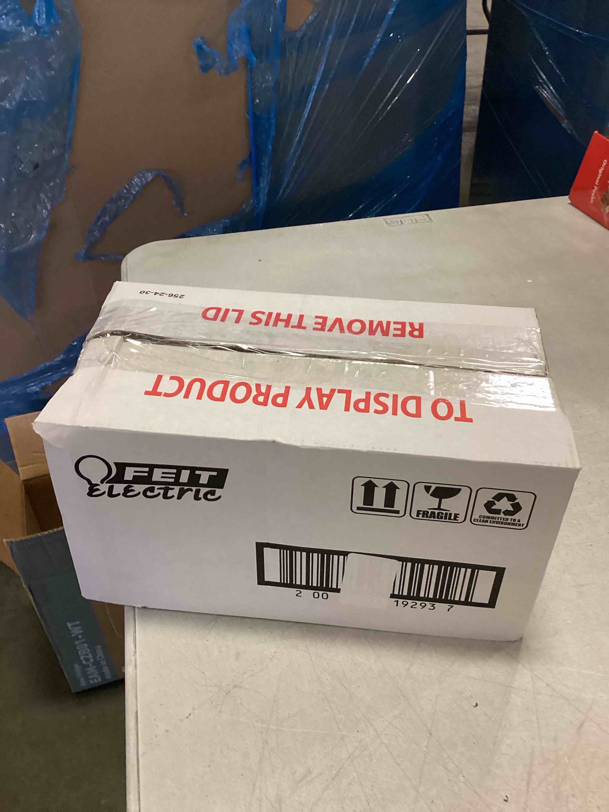 https://s3.amazonaws.com/lotting-images-prod/bidfta/PNK1972058_1741868397291.jpeg