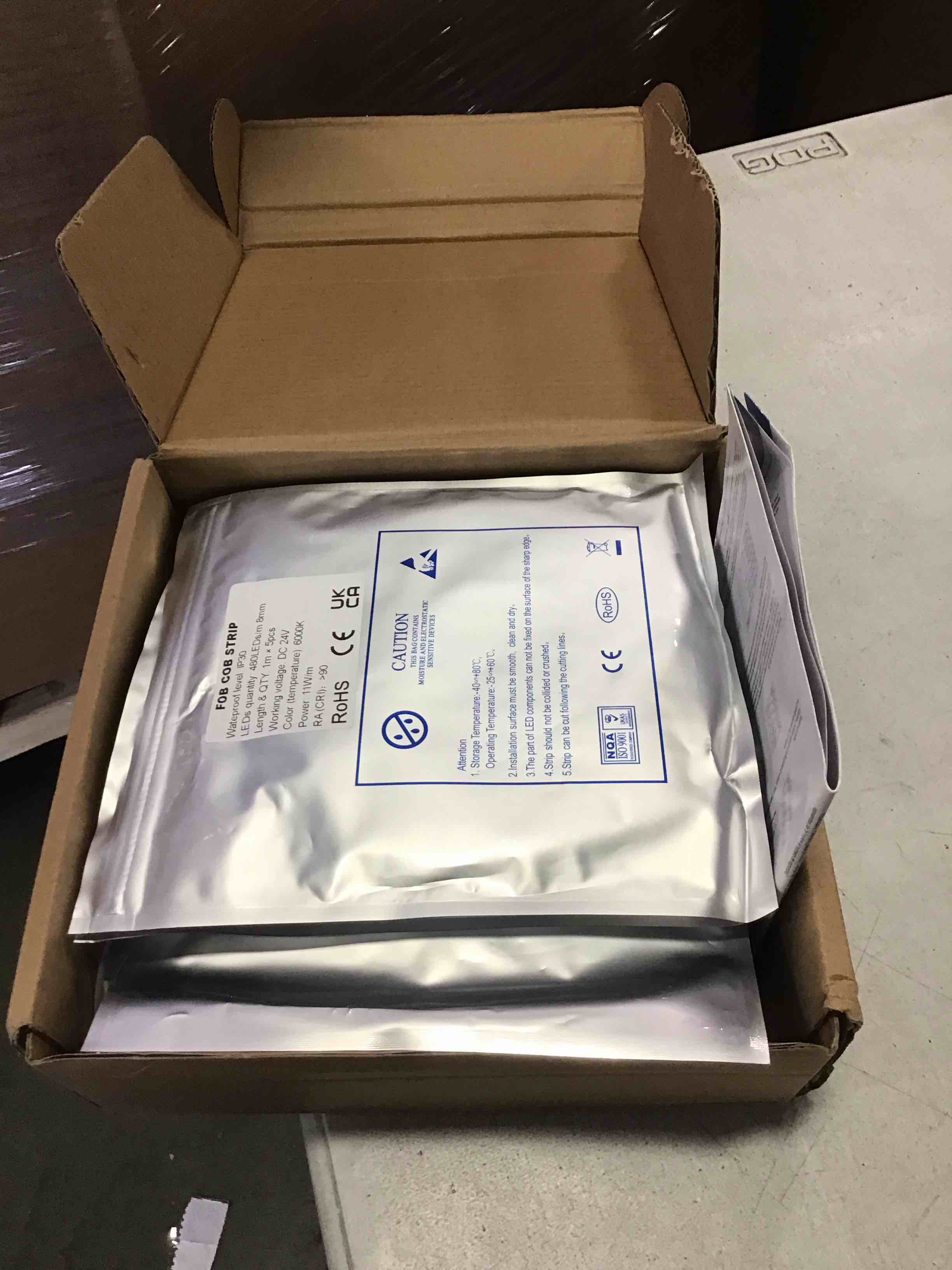 https://s3.amazonaws.com/lotting-images-prod/bidfta/PNK1972380_1742390948738.jpeg