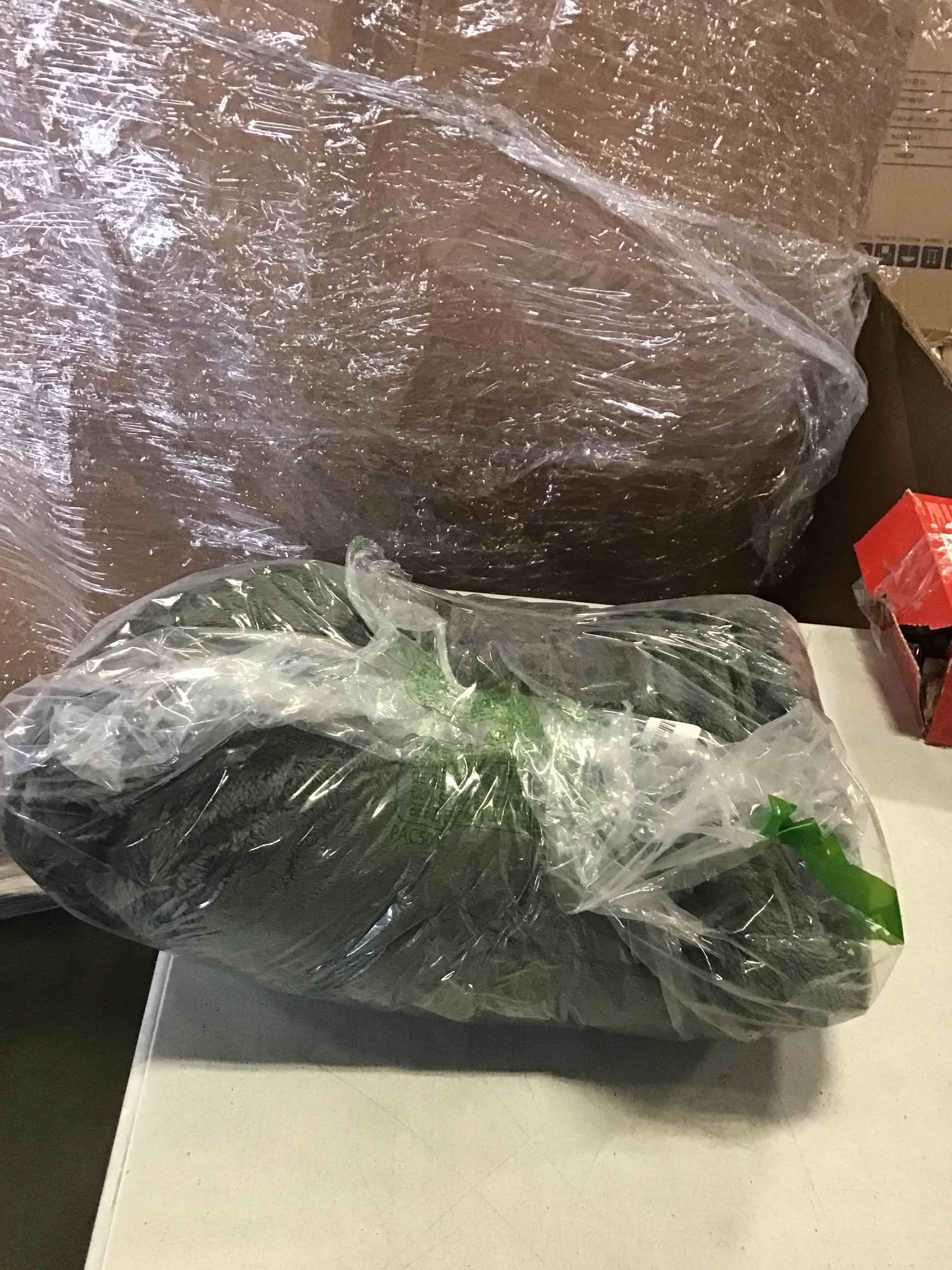 https://s3.amazonaws.com/lotting-images-prod/bidfta/PNK1972392_1742394286932.jpeg