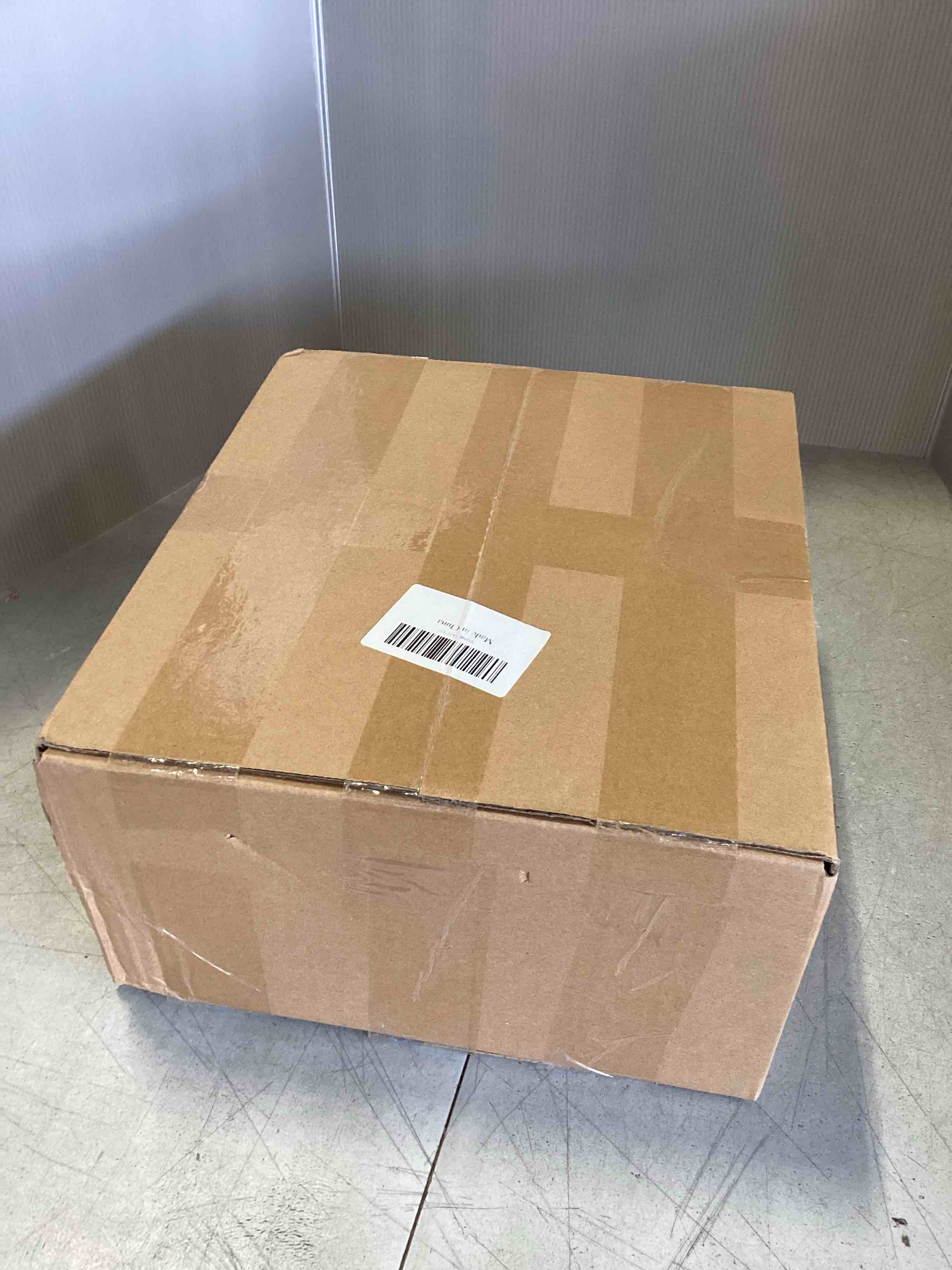 https://s3.amazonaws.com/lotting-images-prod/bidfta/PNK1973522_1744909979327.jpeg