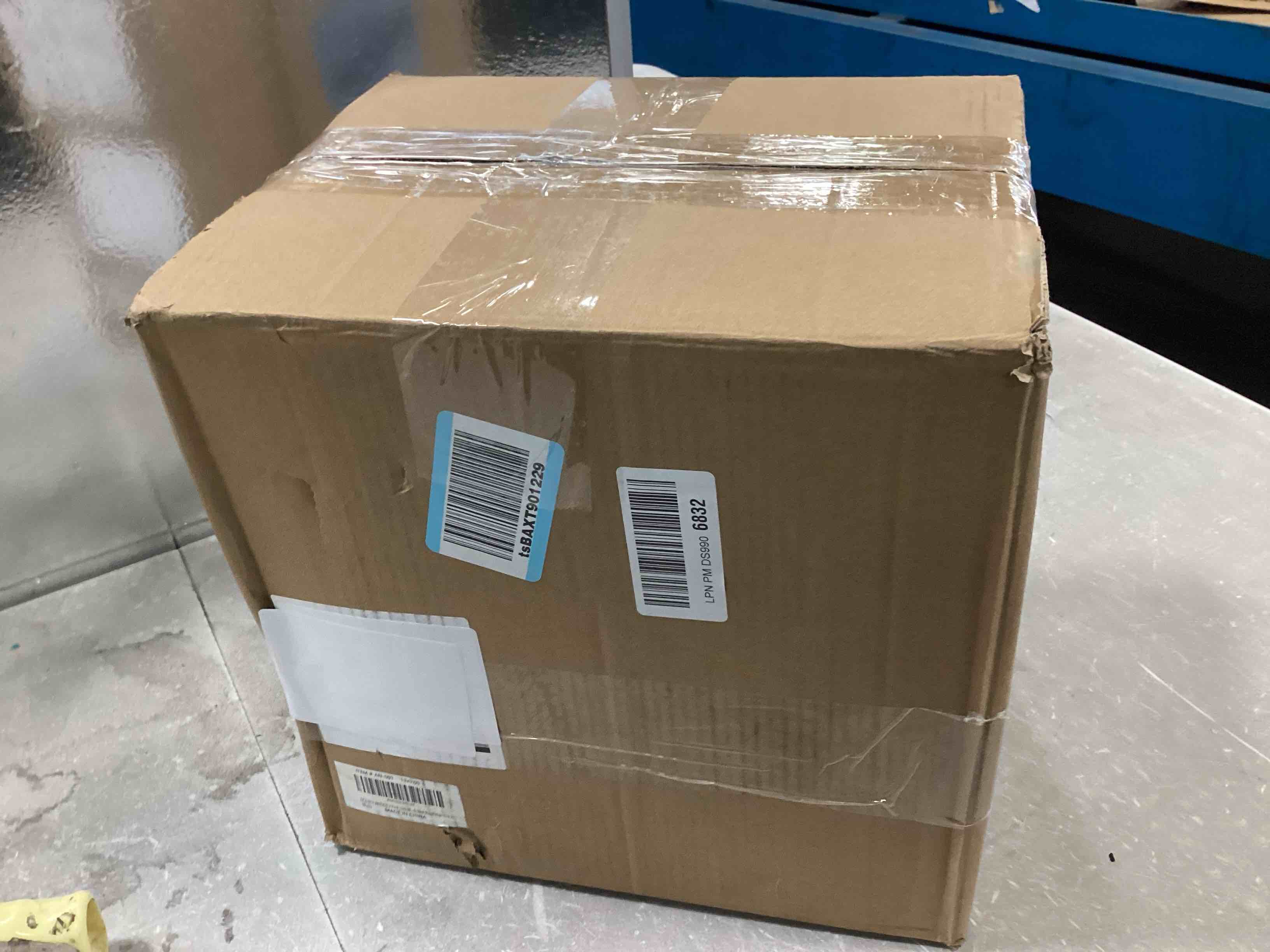 https://s3.amazonaws.com/lotting-images-prod/bidfta/PNK1974736_1746544805292.jpeg