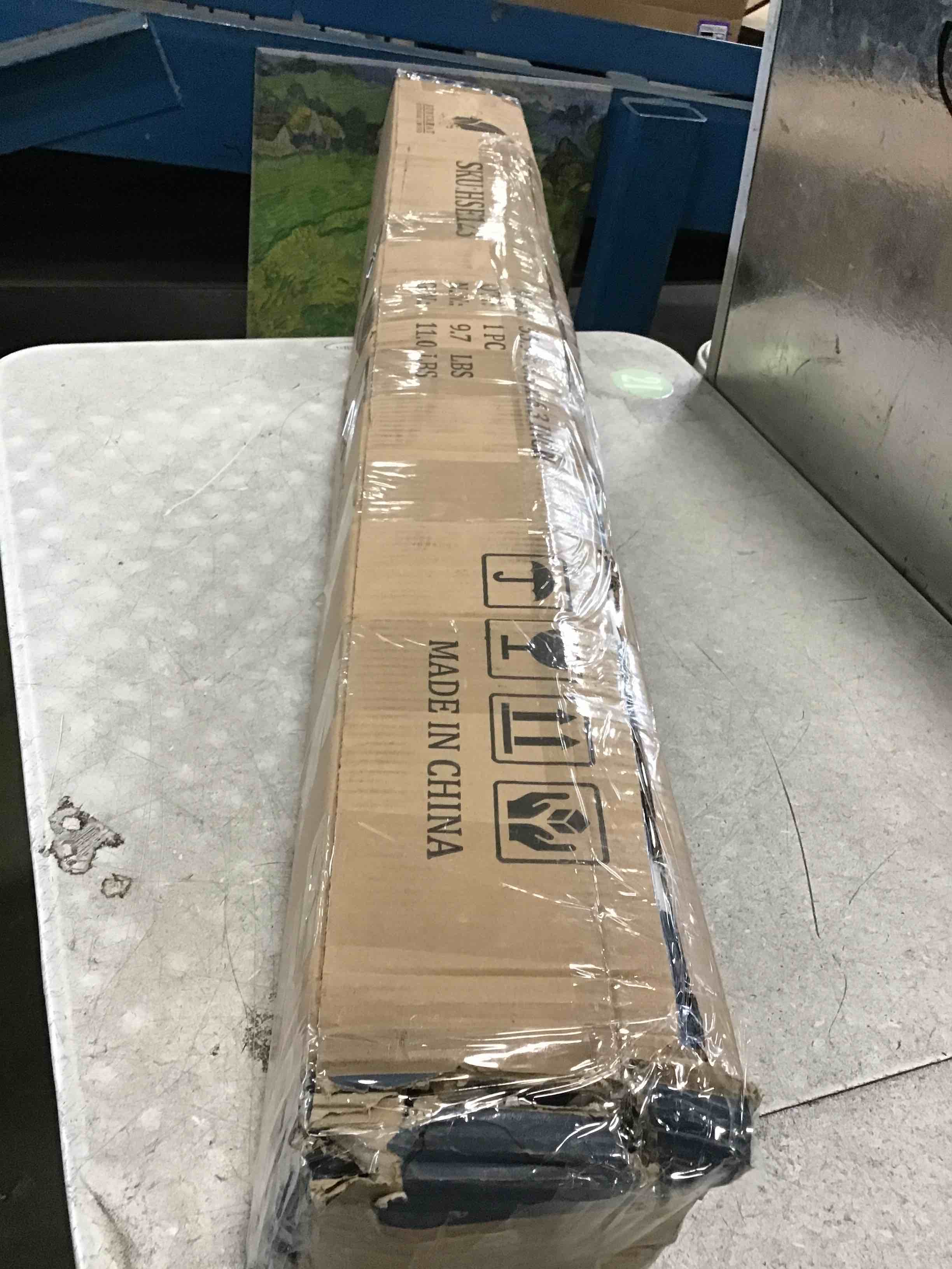 https://s3.amazonaws.com/lotting-images-prod/bidfta/PNK1974893_1746715064351.jpeg