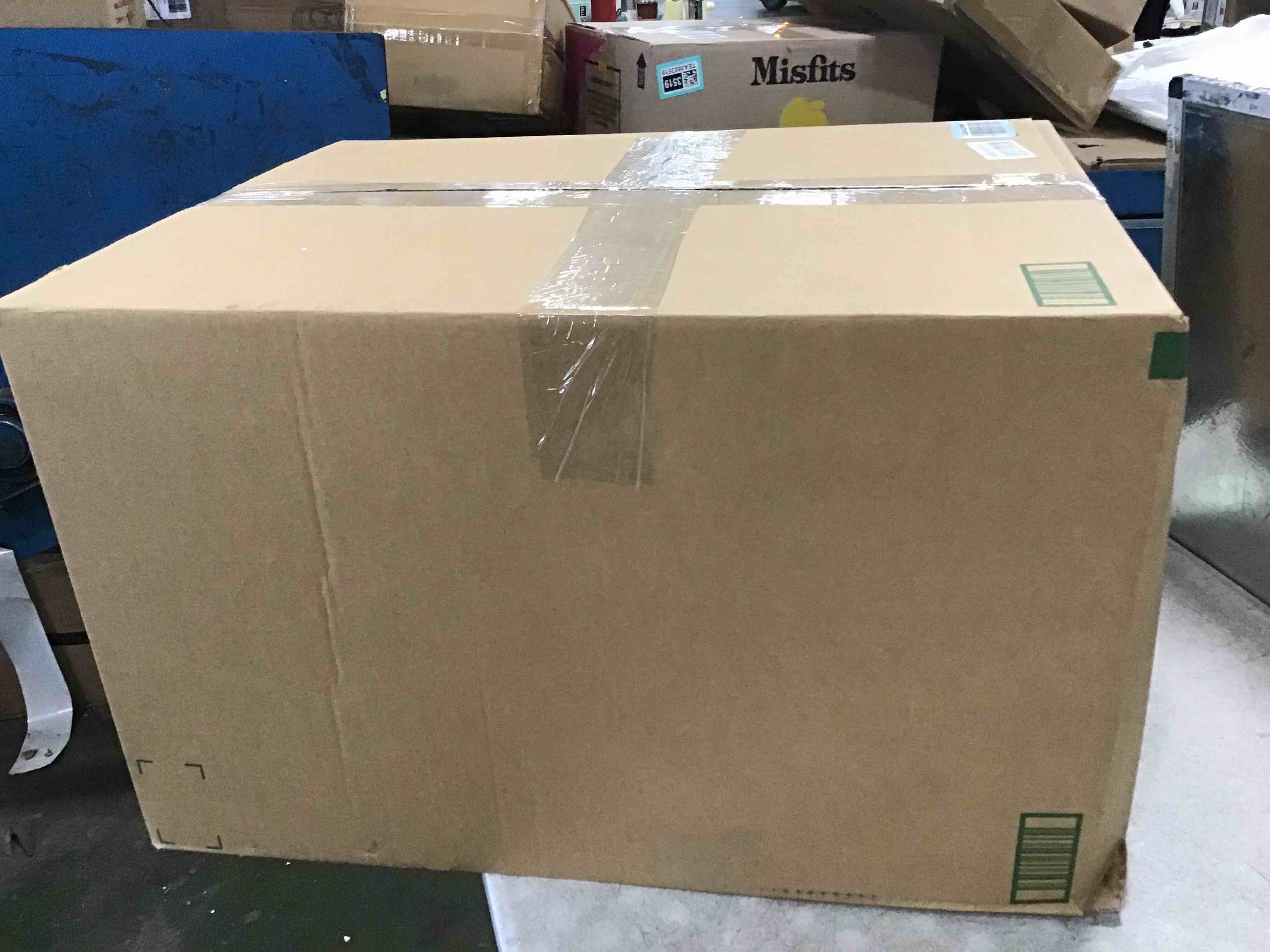 https://s3.amazonaws.com/lotting-images-prod/bidfta/PNK1974896_1746715798285.jpeg