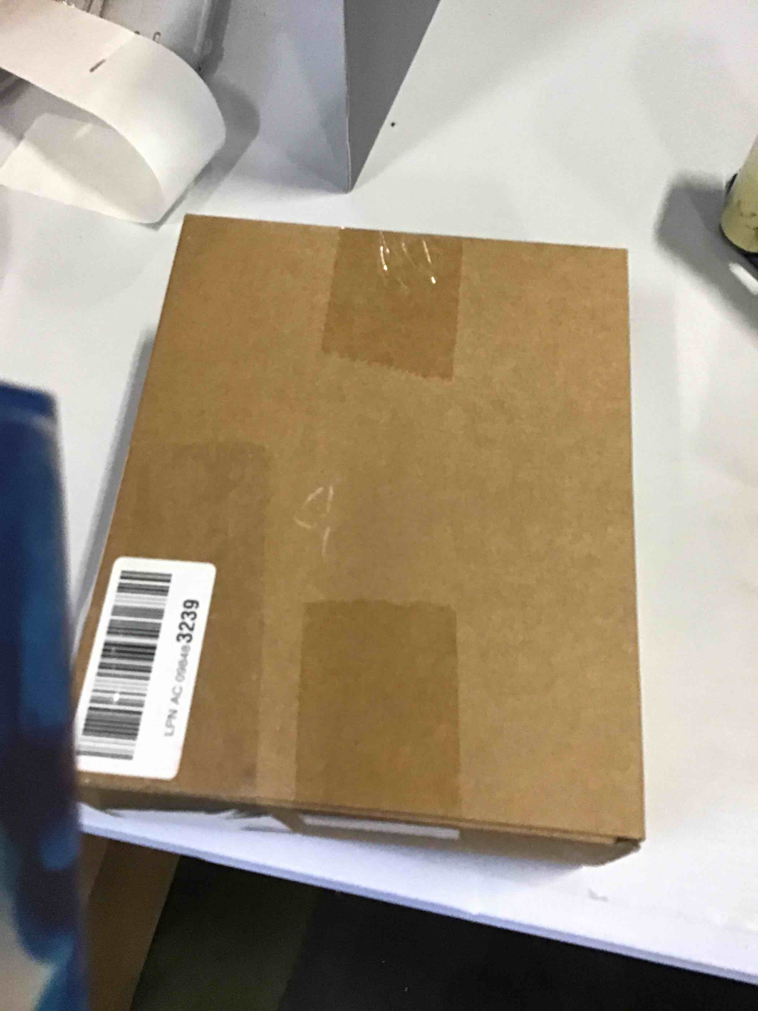 https://s3.amazonaws.com/lotting-images-prod/bidfta/PNK1975933_1745414288630.jpeg
