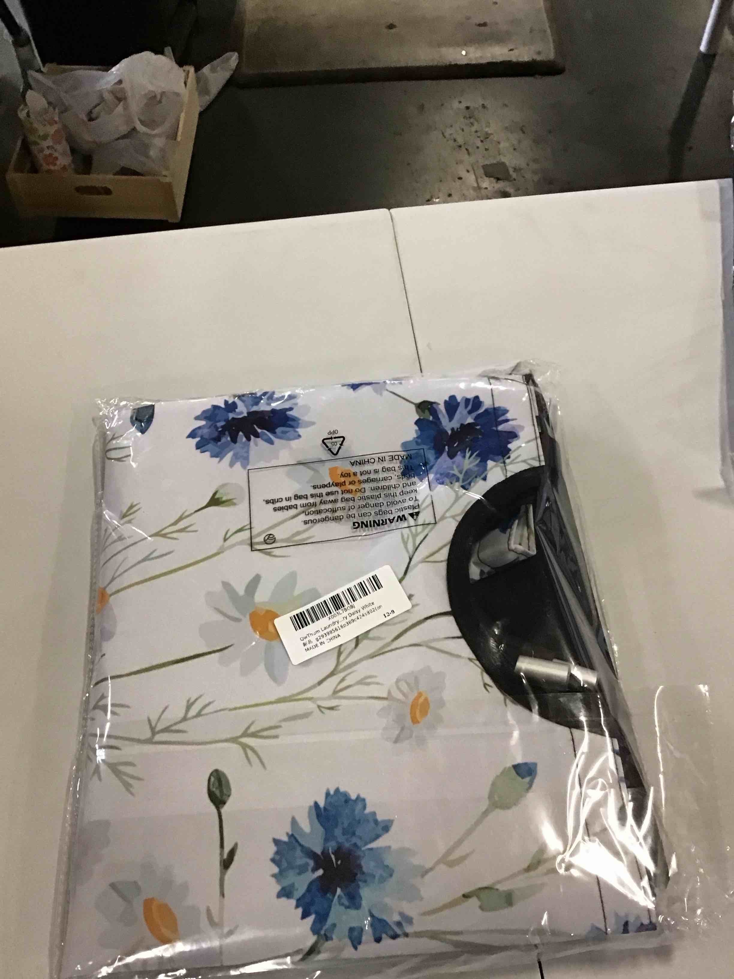 https://s3.amazonaws.com/lotting-images-prod/bidfta/PNK1976389_1745522332999.jpeg