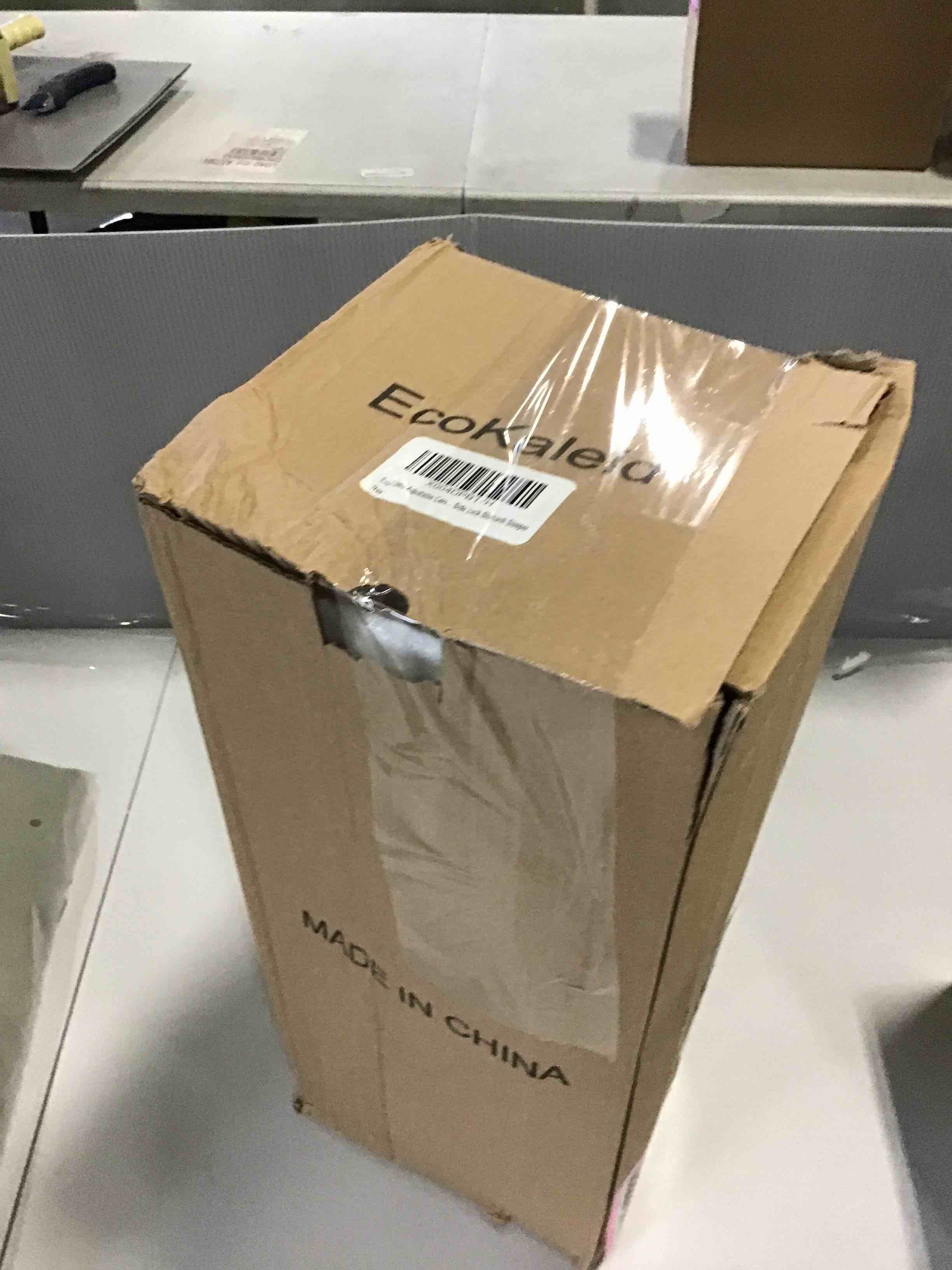 https://s3.amazonaws.com/lotting-images-prod/bidfta/PNK1976732_1745606296300.jpeg