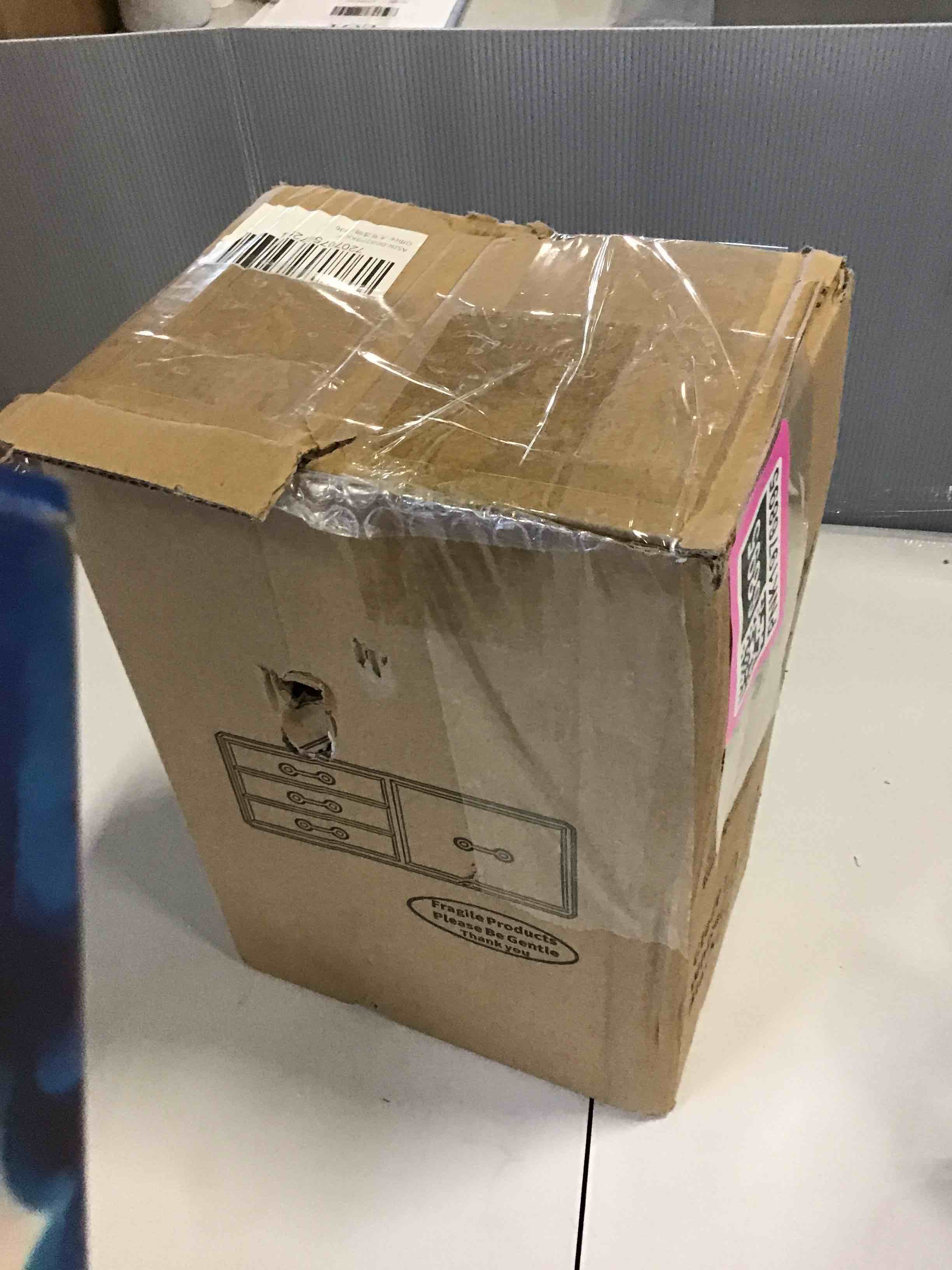 https://s3.amazonaws.com/lotting-images-prod/bidfta/PNK1976895_1745846474640.jpeg