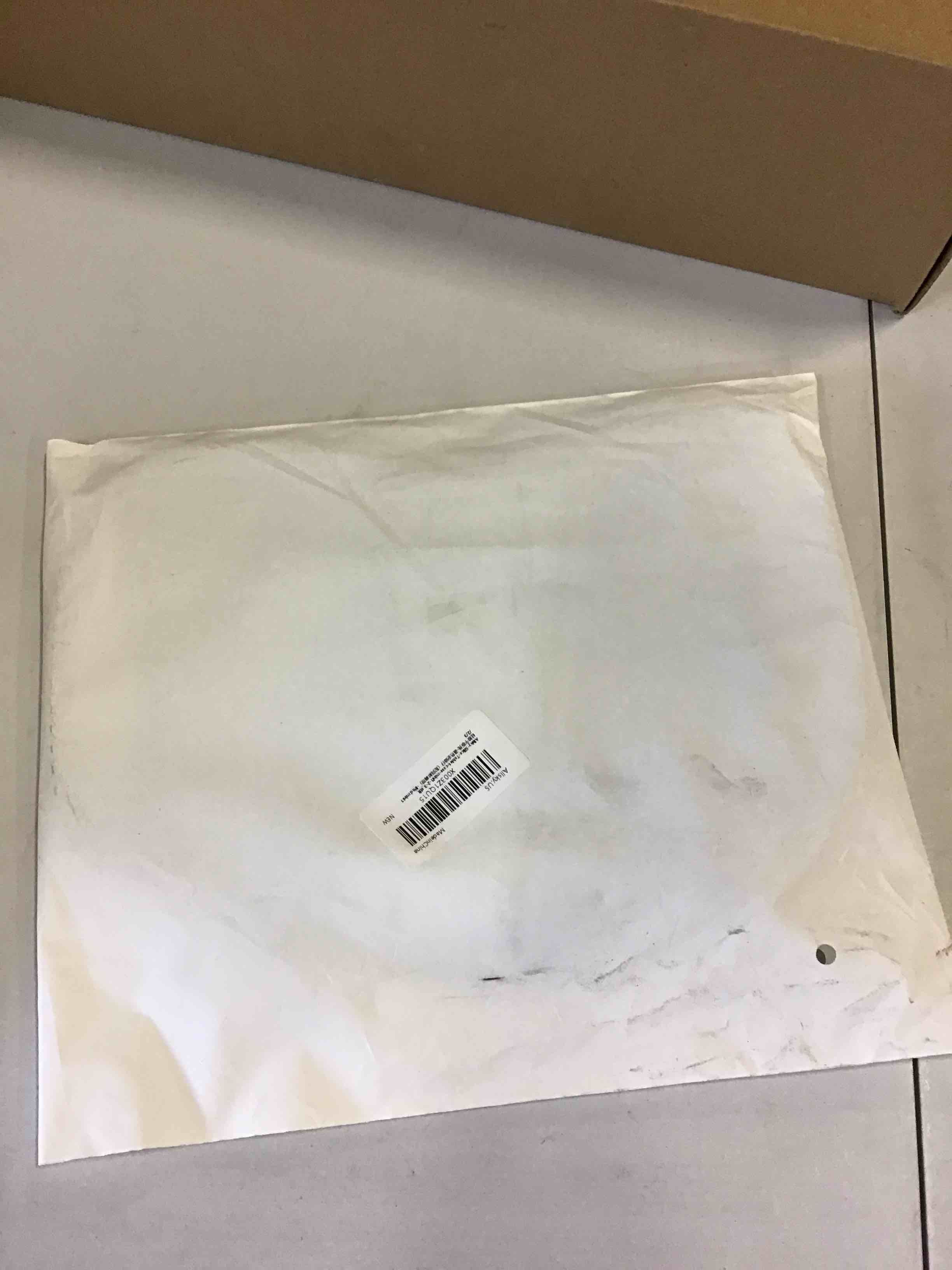 https://s3.amazonaws.com/lotting-images-prod/bidfta/PNK1976946_1745851526895.jpeg