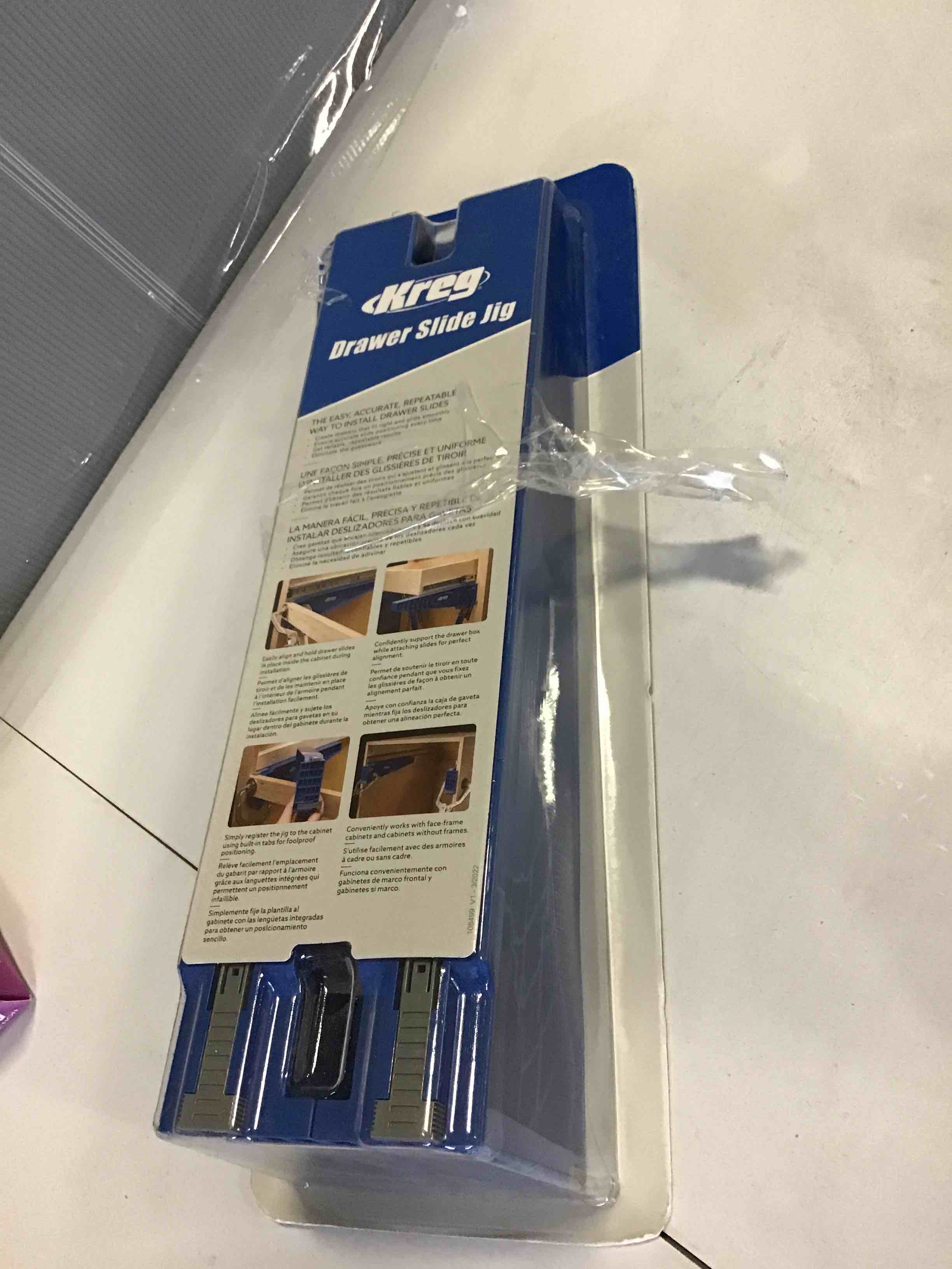 https://s3.amazonaws.com/lotting-images-prod/bidfta/PNK1976984_1745854180790.jpeg