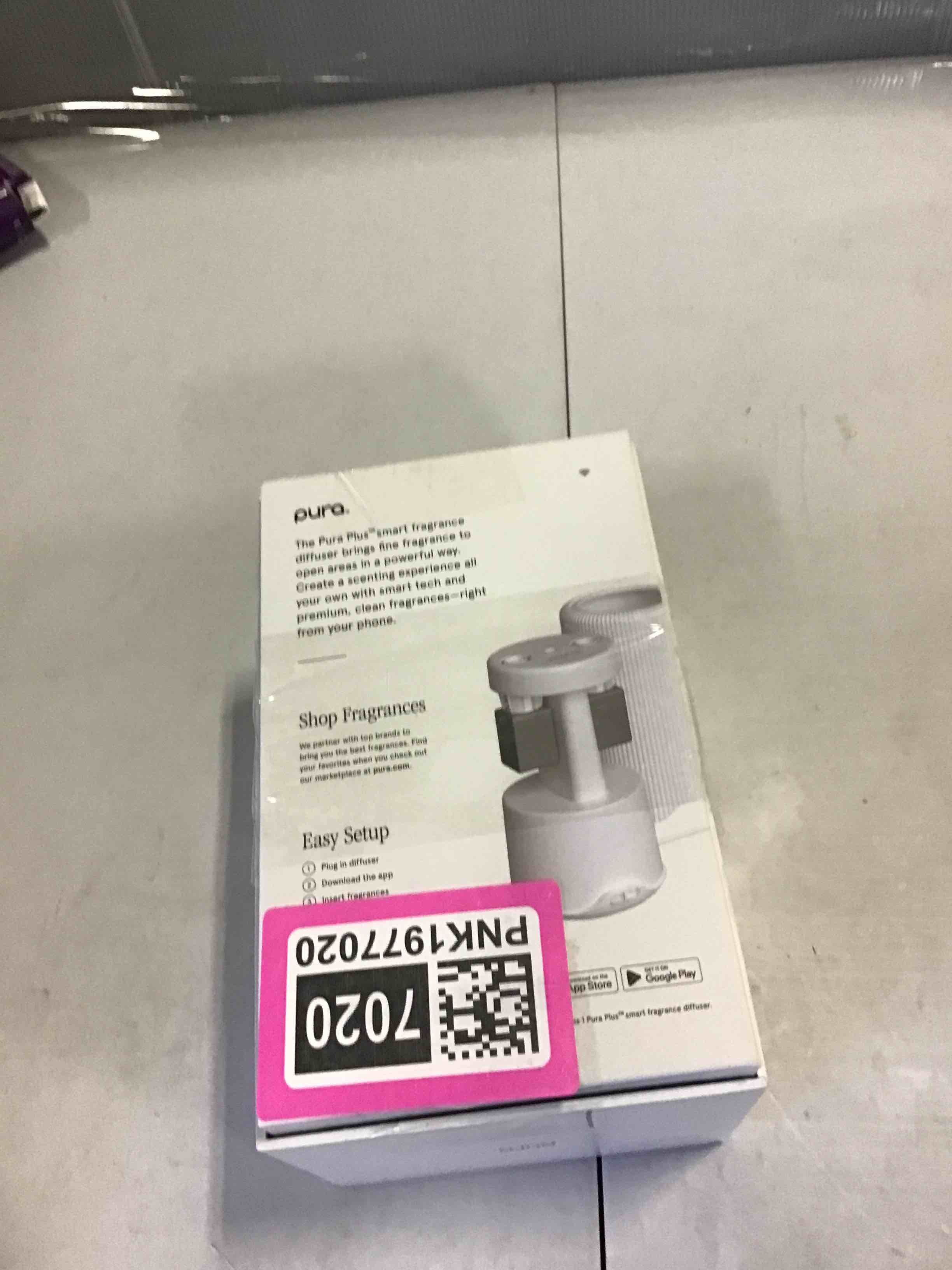 https://s3.amazonaws.com/lotting-images-prod/bidfta/PNK1977020_1745861123991.jpeg