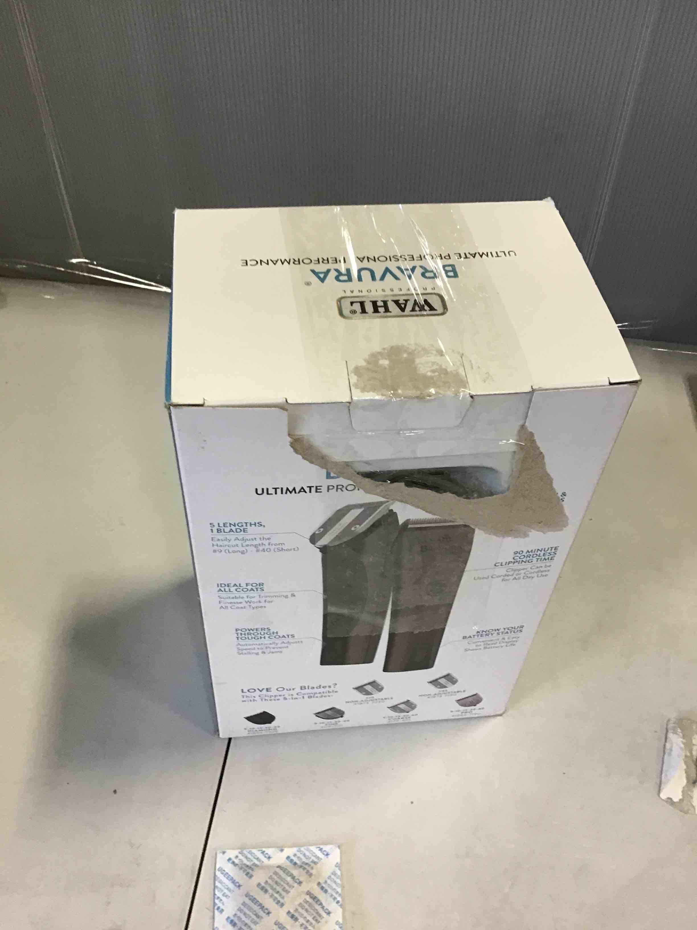 https://s3.amazonaws.com/lotting-images-prod/bidfta/PNK1977022_1745861402385.jpeg